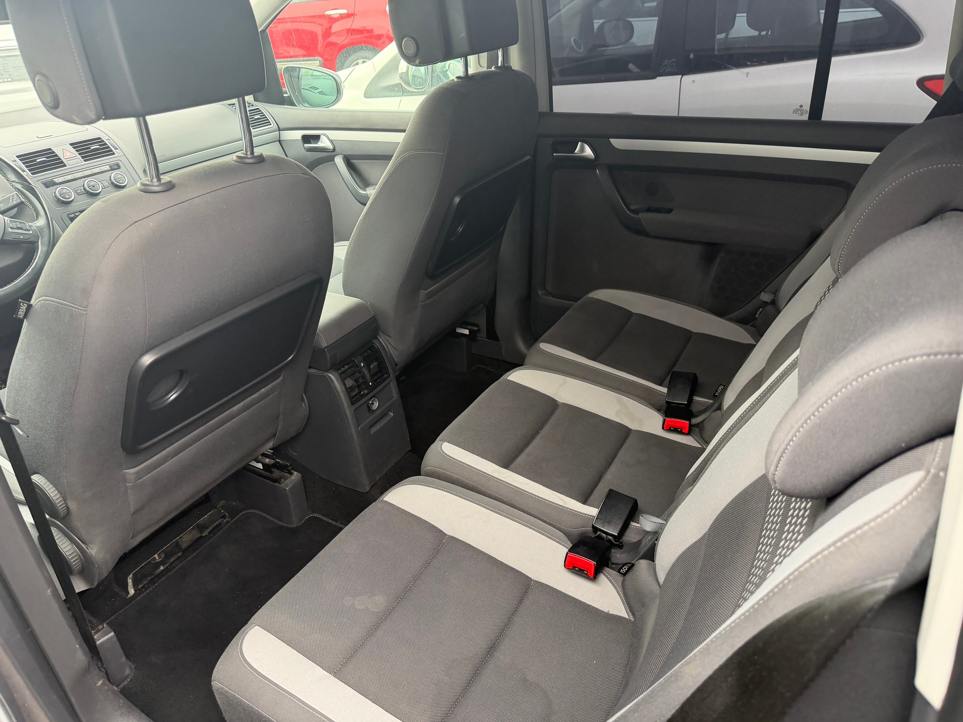 VW Touran 1.4 TSI Comfortline DSG-image-6