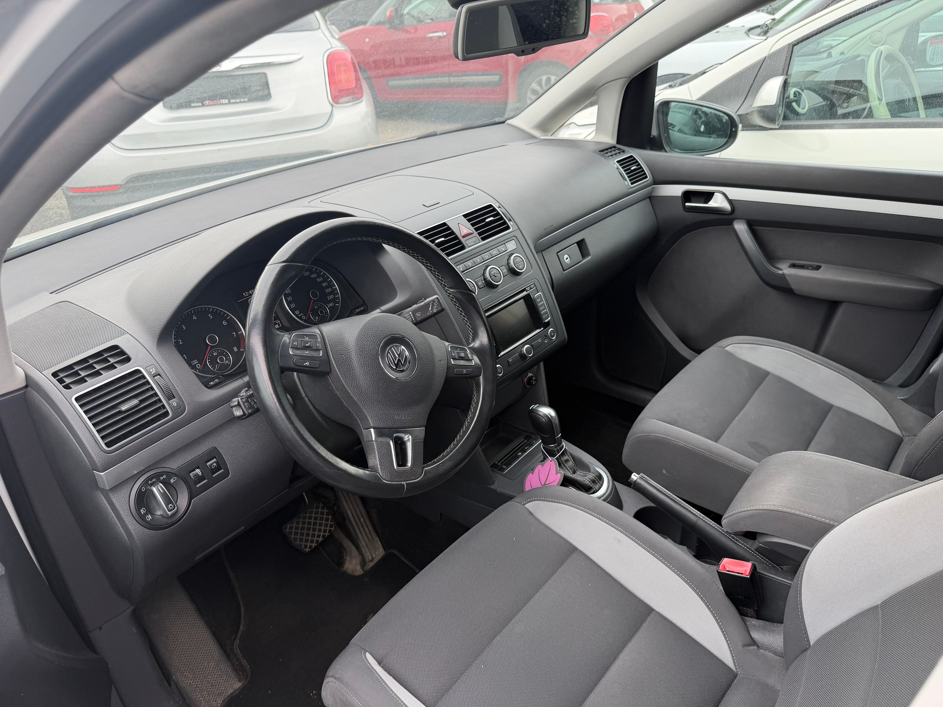 VW Touran 1.4 TSI Comfortline DSG-image-5