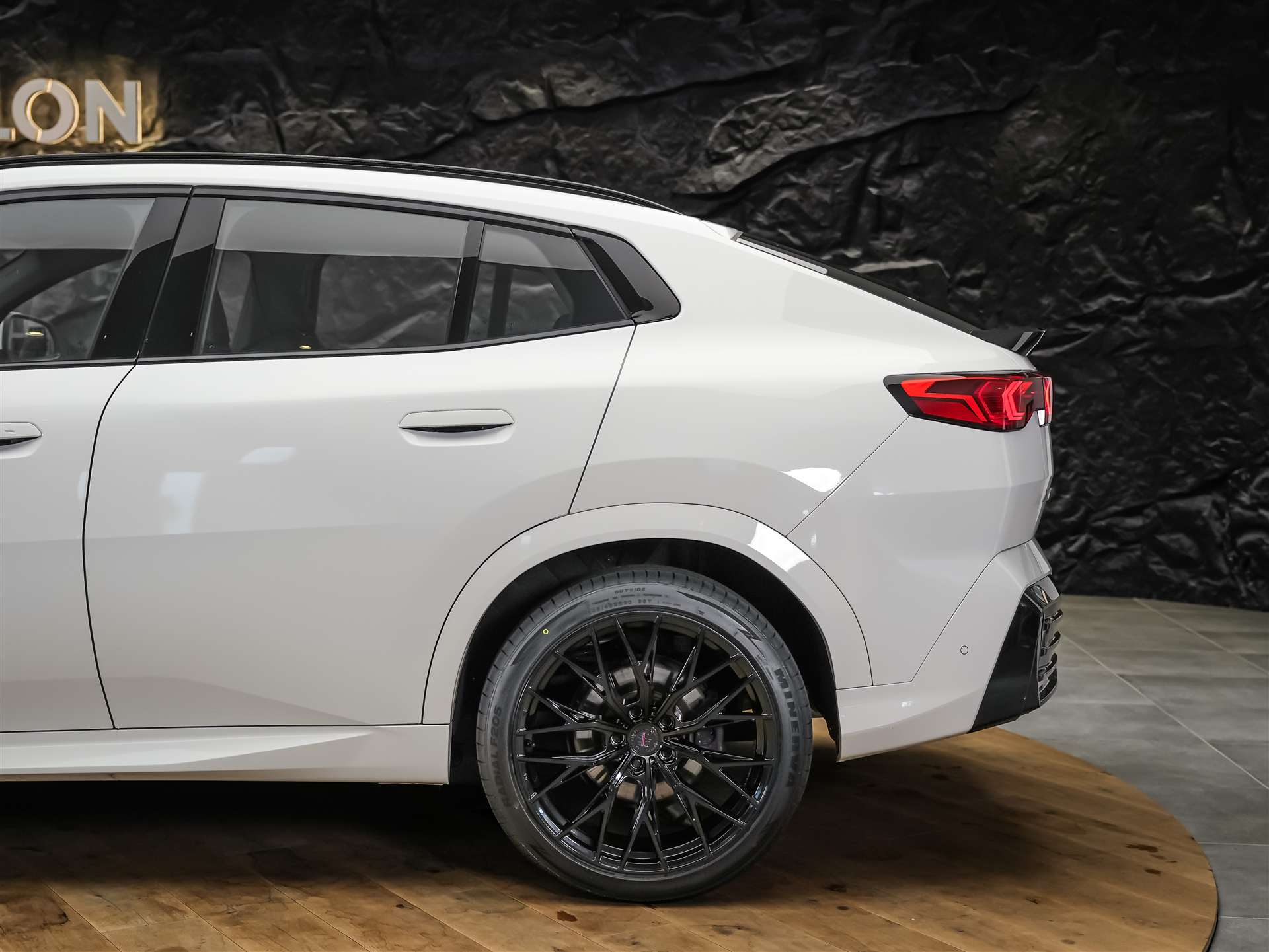 BMW X2 xDrive 20d M Sport *Werksgarantie*20" Felgen*AHK*-image-17