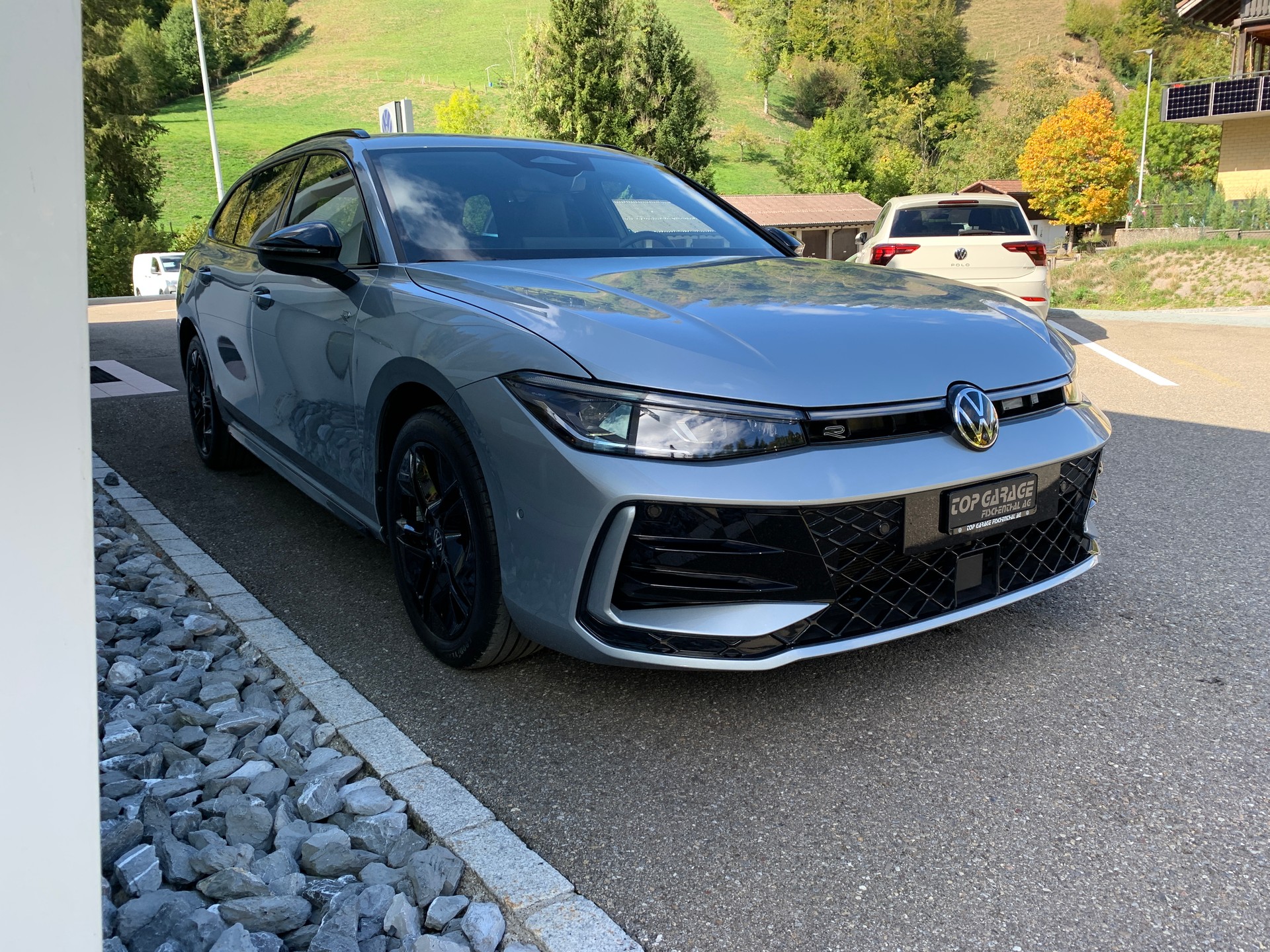 VW Passat Variant 1.5 TSI evo2 Plug-In- Hybrid R-Line DSG-showroom-element-2