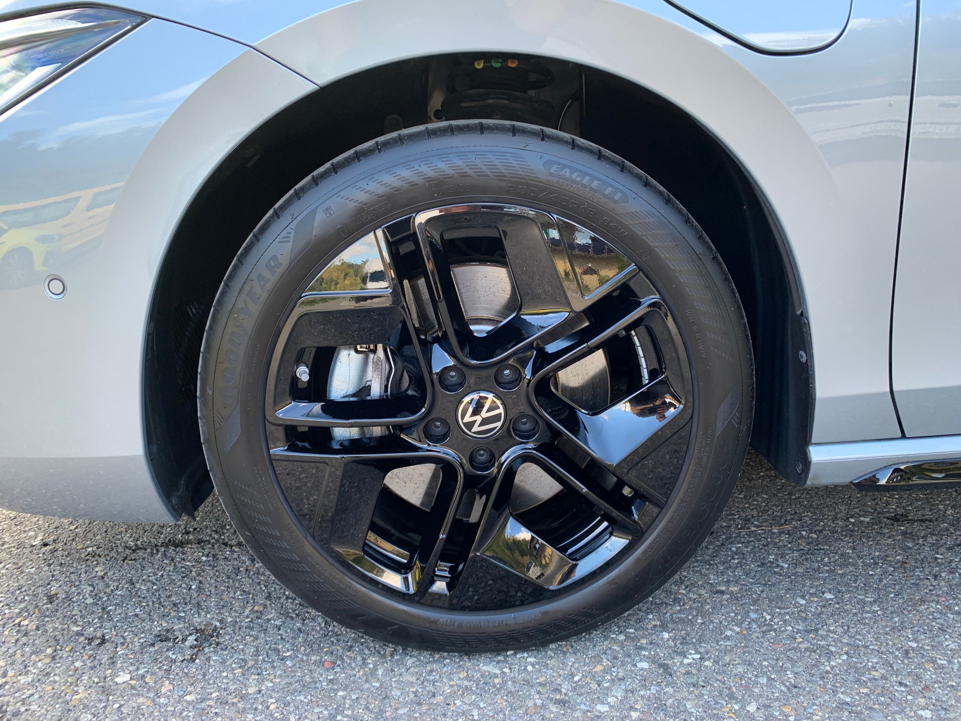 VW Passat Variant 1.5 TSI evo2 Plug-In- Hybrid R-Line DSG-image-6