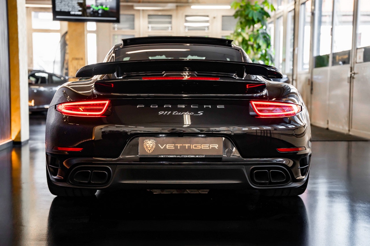 PORSCHE 911 Turbo S PDK-image-4