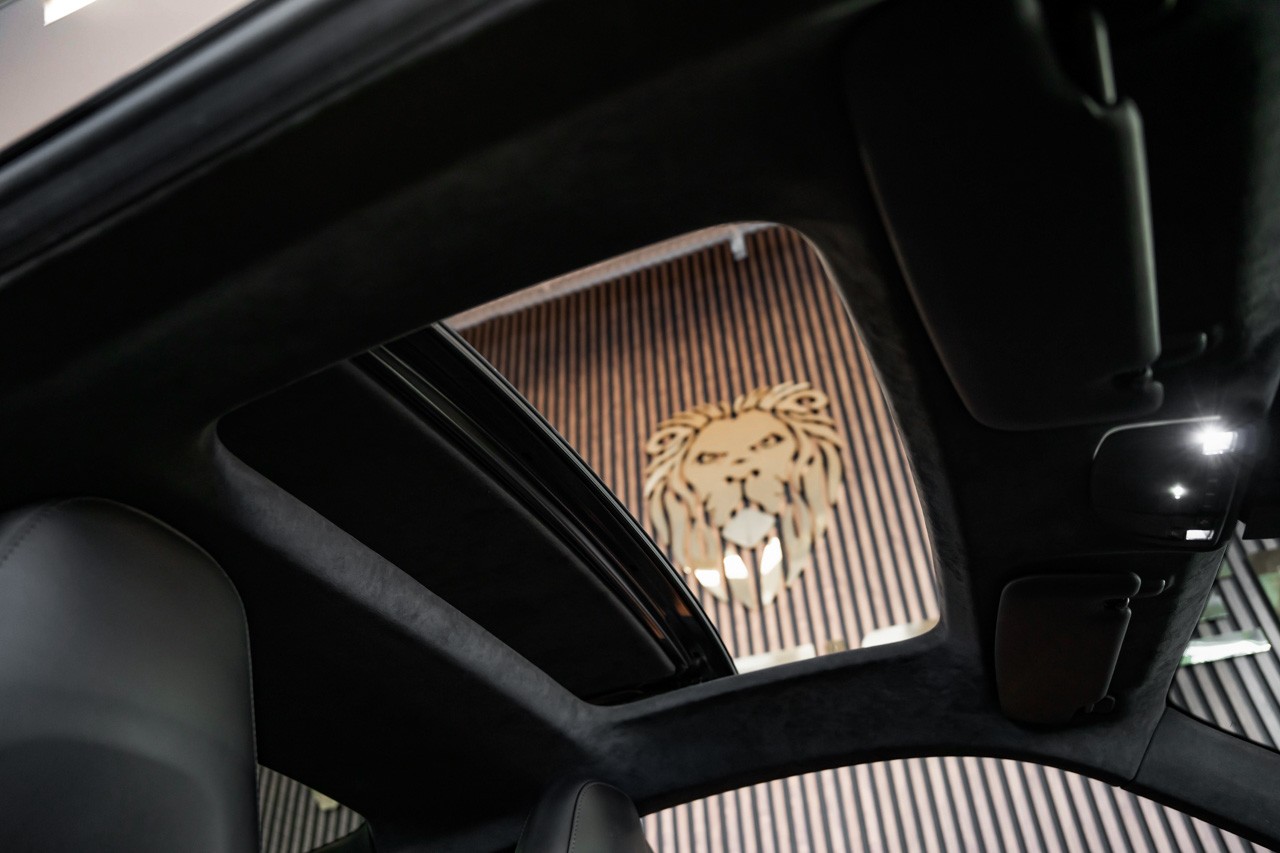 PORSCHE 911 Turbo S PDK-image-16