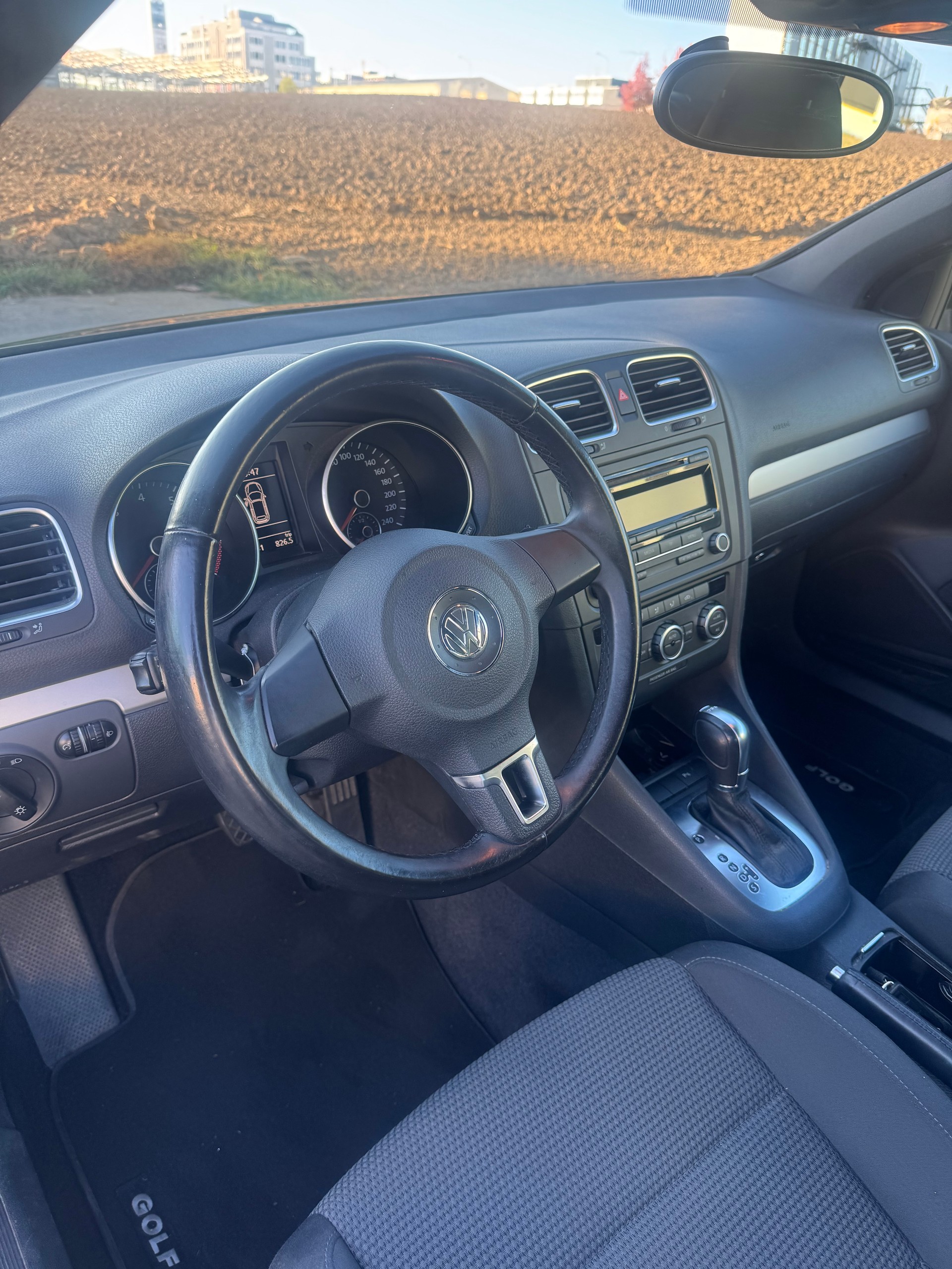 VW Golf Cabrio 1.4 TSI DSG-image-10