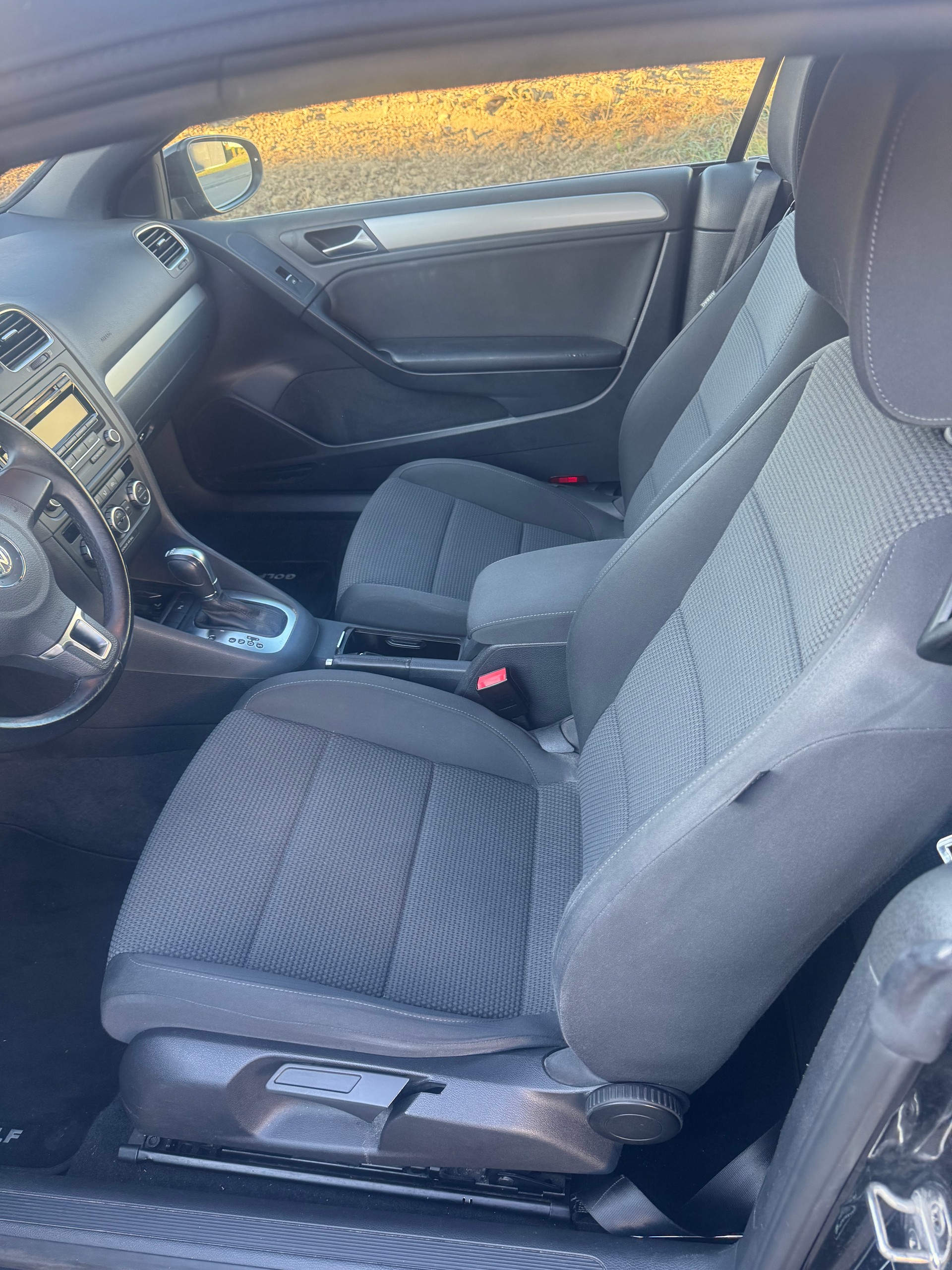 VW Golf Cabrio 1.4 TSI DSG-image-13