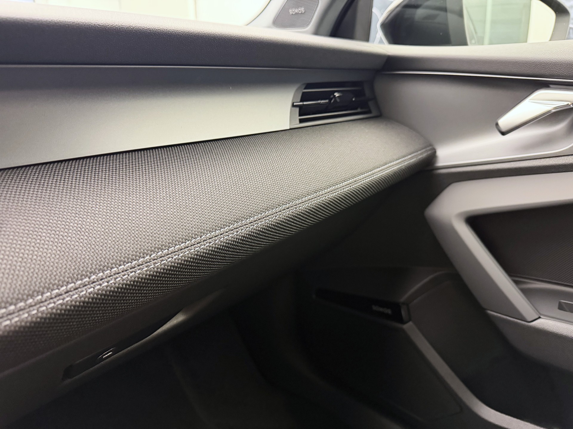 AUDI A3 Sportback TFSI 110 kW Attraction S tronic-image-18