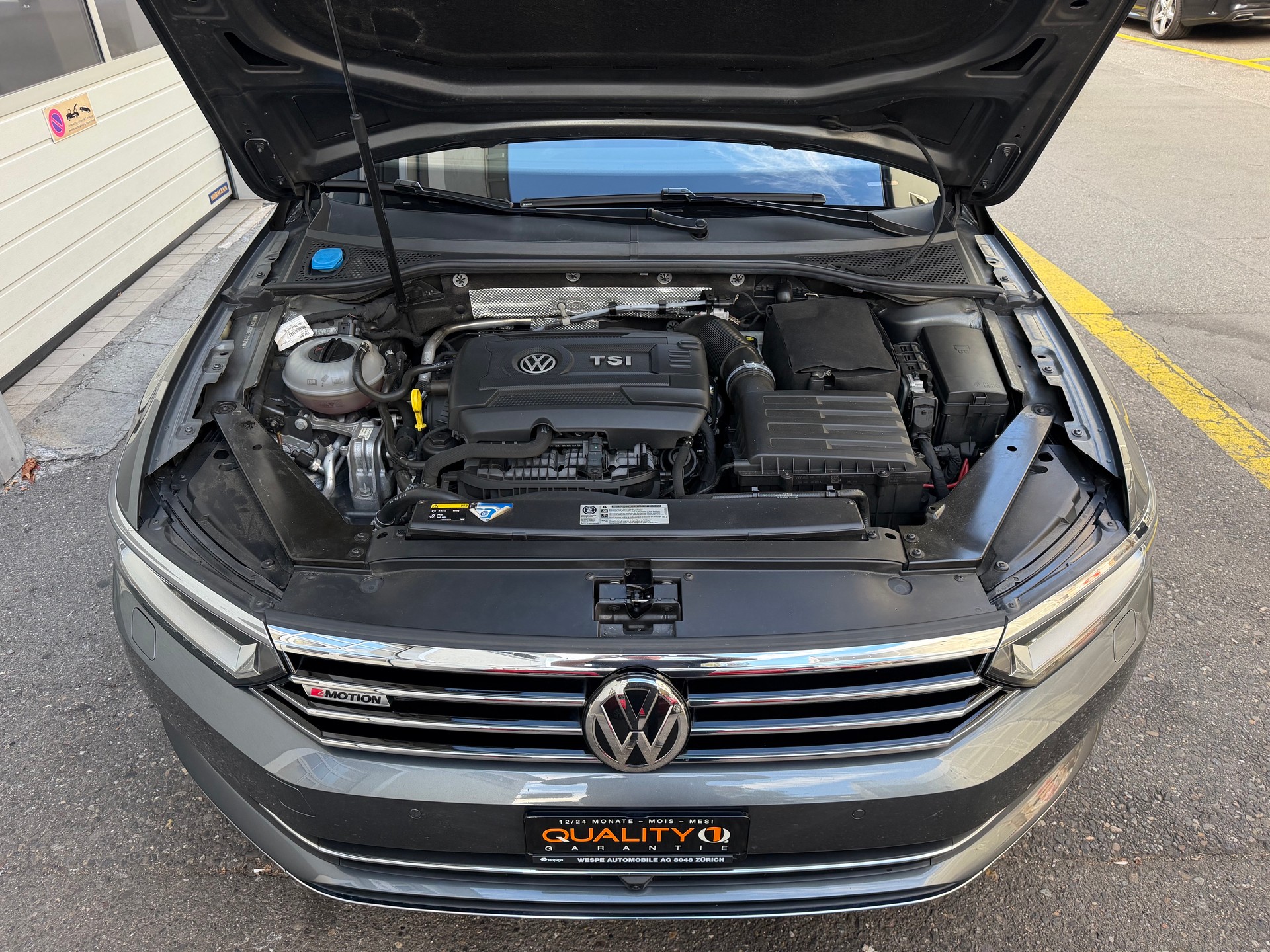 VW Passat Variant 2.0 TSI BMT Highline 4Motion DSG-image-15