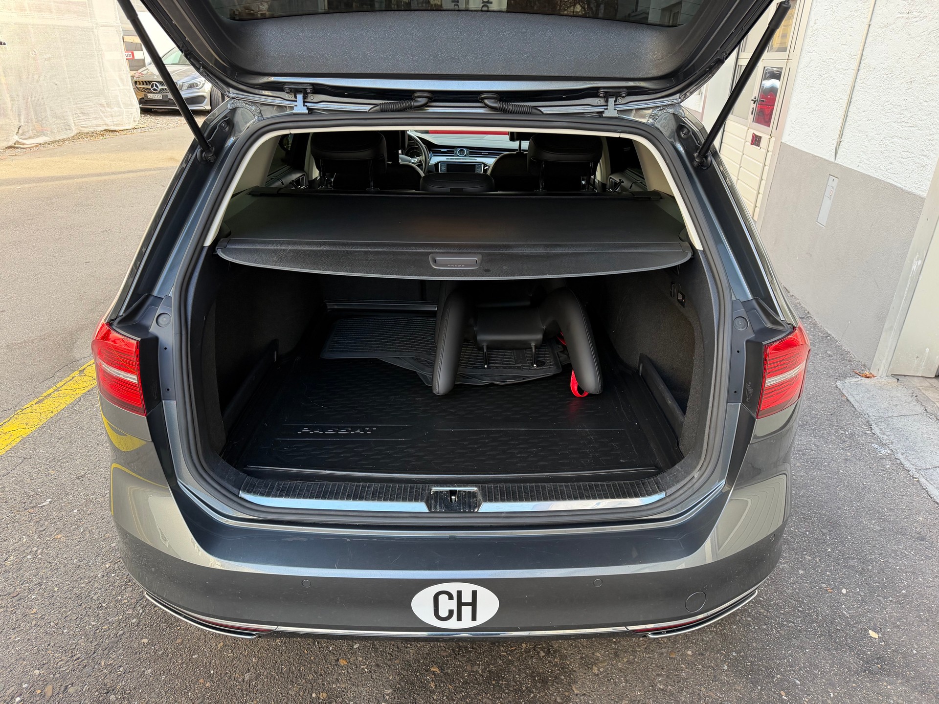 VW Passat Variant 2.0 TSI BMT Highline 4Motion DSG-image-9