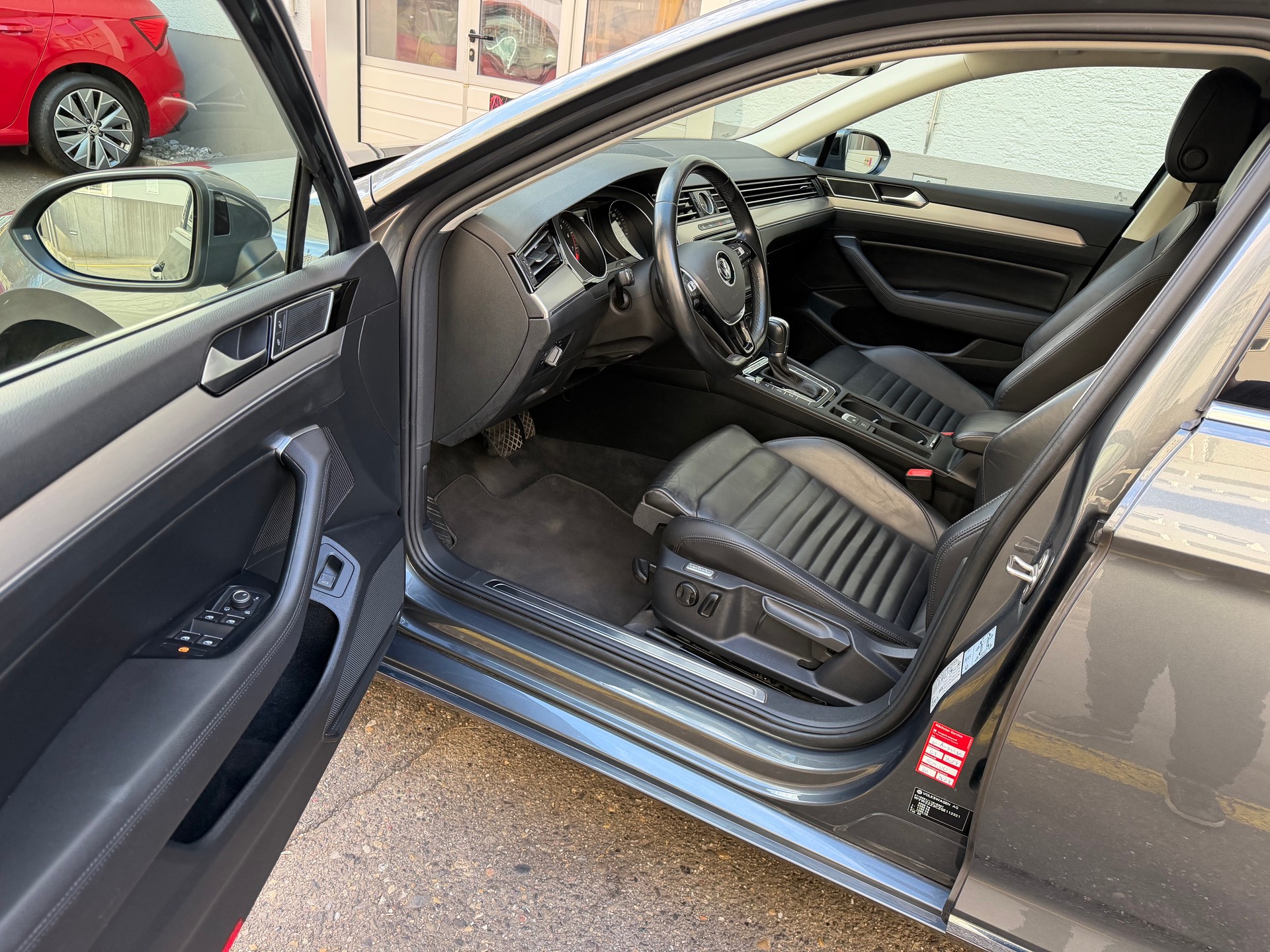 VW Passat Variant 2.0 TSI BMT Highline 4Motion DSG-image-7