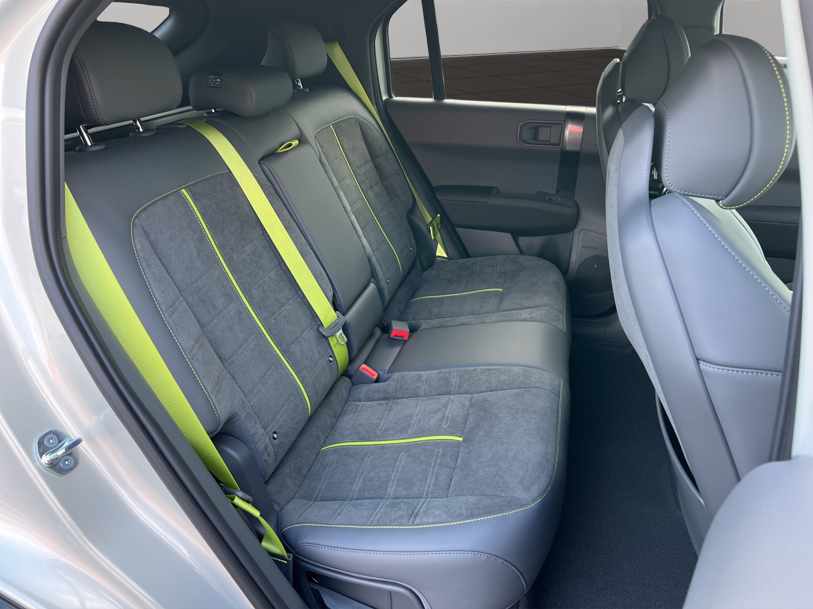 KIA EV3 81 kWh GT 4x4 / Leasing-Aktion ab 0.00% / Gratis Winterräder / top-Ausstattung / CH-Fahrzeug 7-Jahre oder 150'000KM Garantie-image-15