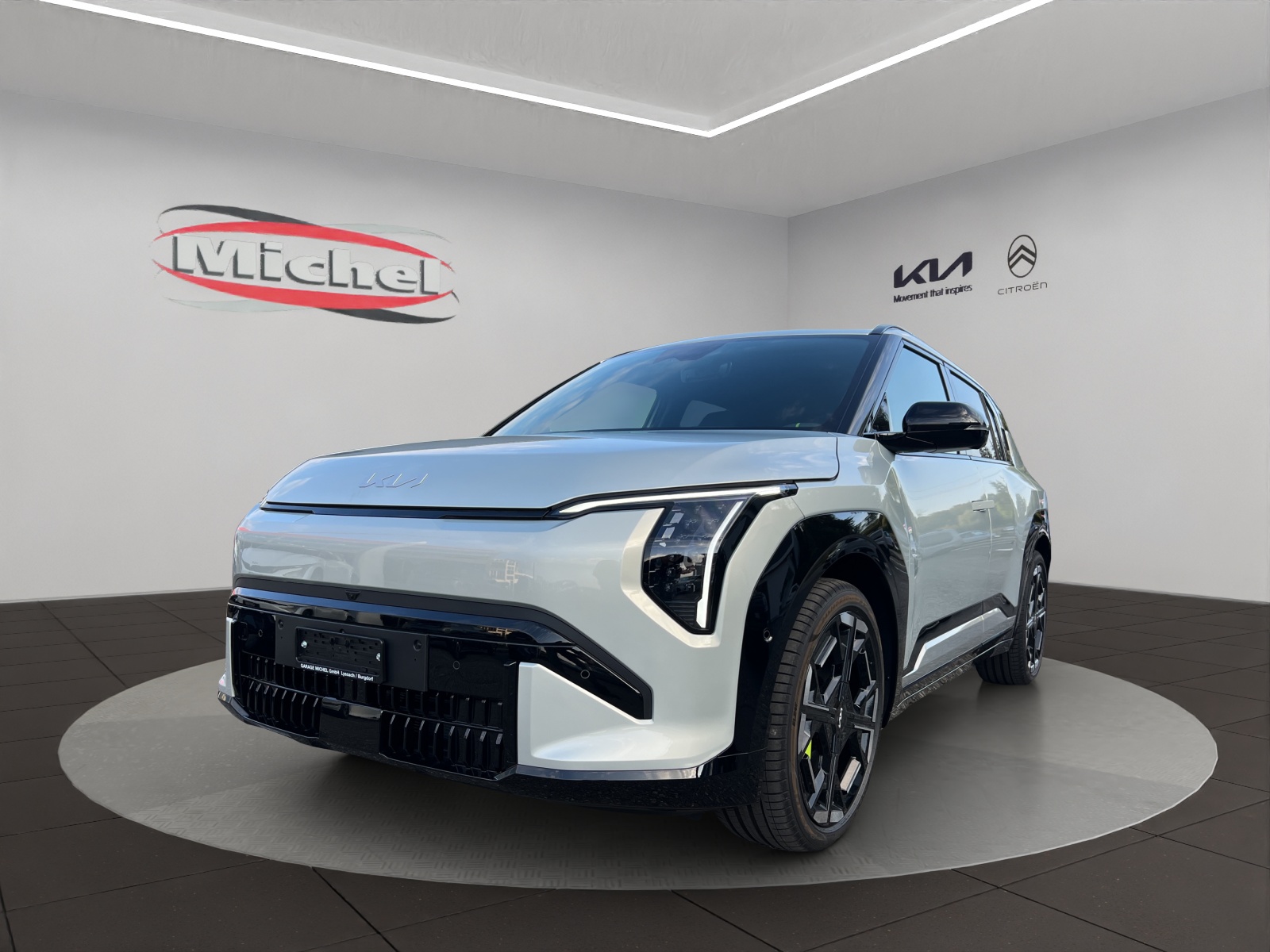KIA EV3 81 kWh GT 4x4 / Leasing-Aktion ab 0.00% / Gratis Winterräder / top-Ausstattung / CH-Fahrzeug 7-Jahre oder 150'000KM Garantie-image-8
