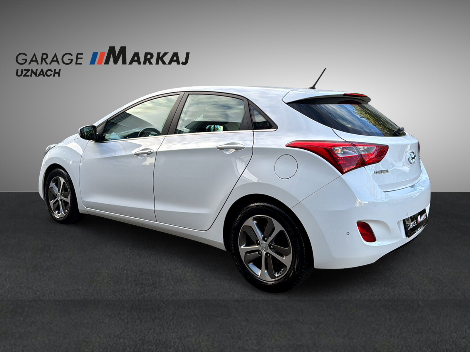 HYUNDAI i30 1.6 CRDi Vertex Automatic DCT-image-7
