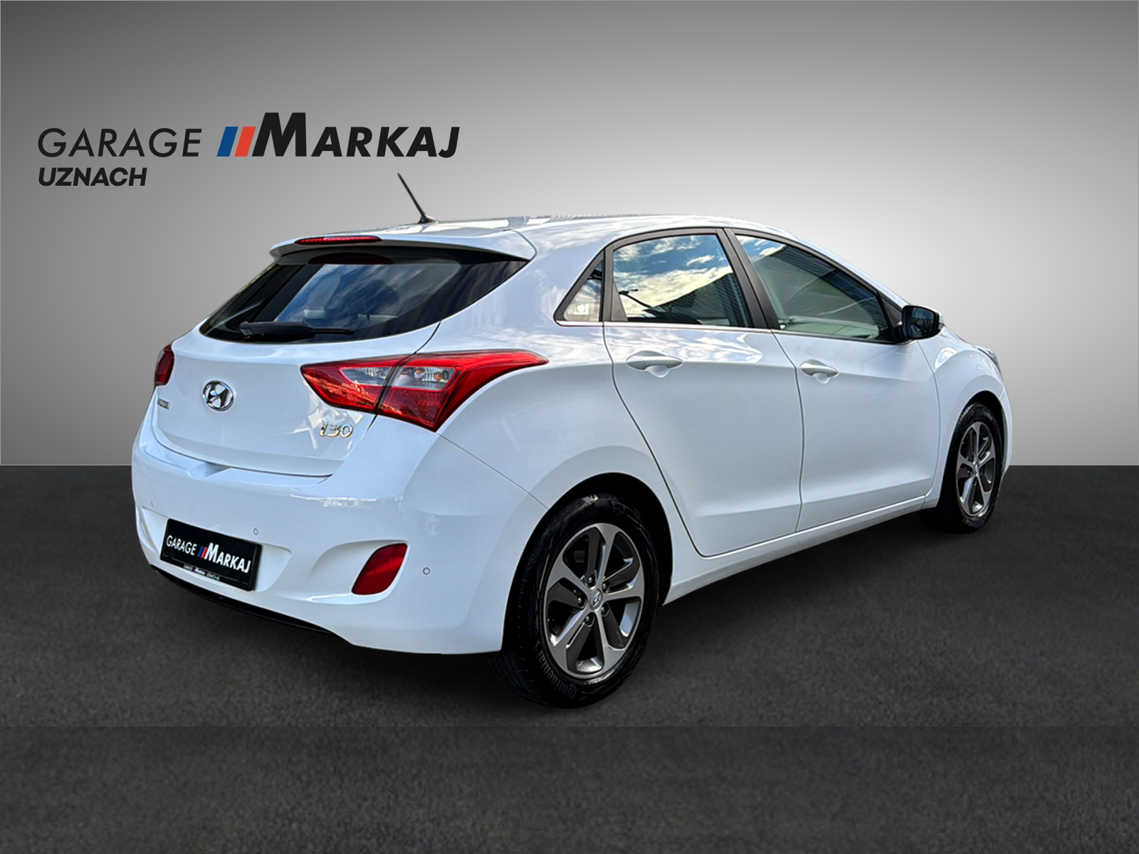 HYUNDAI i30 1.6 CRDi Vertex Automatic DCT-image-4