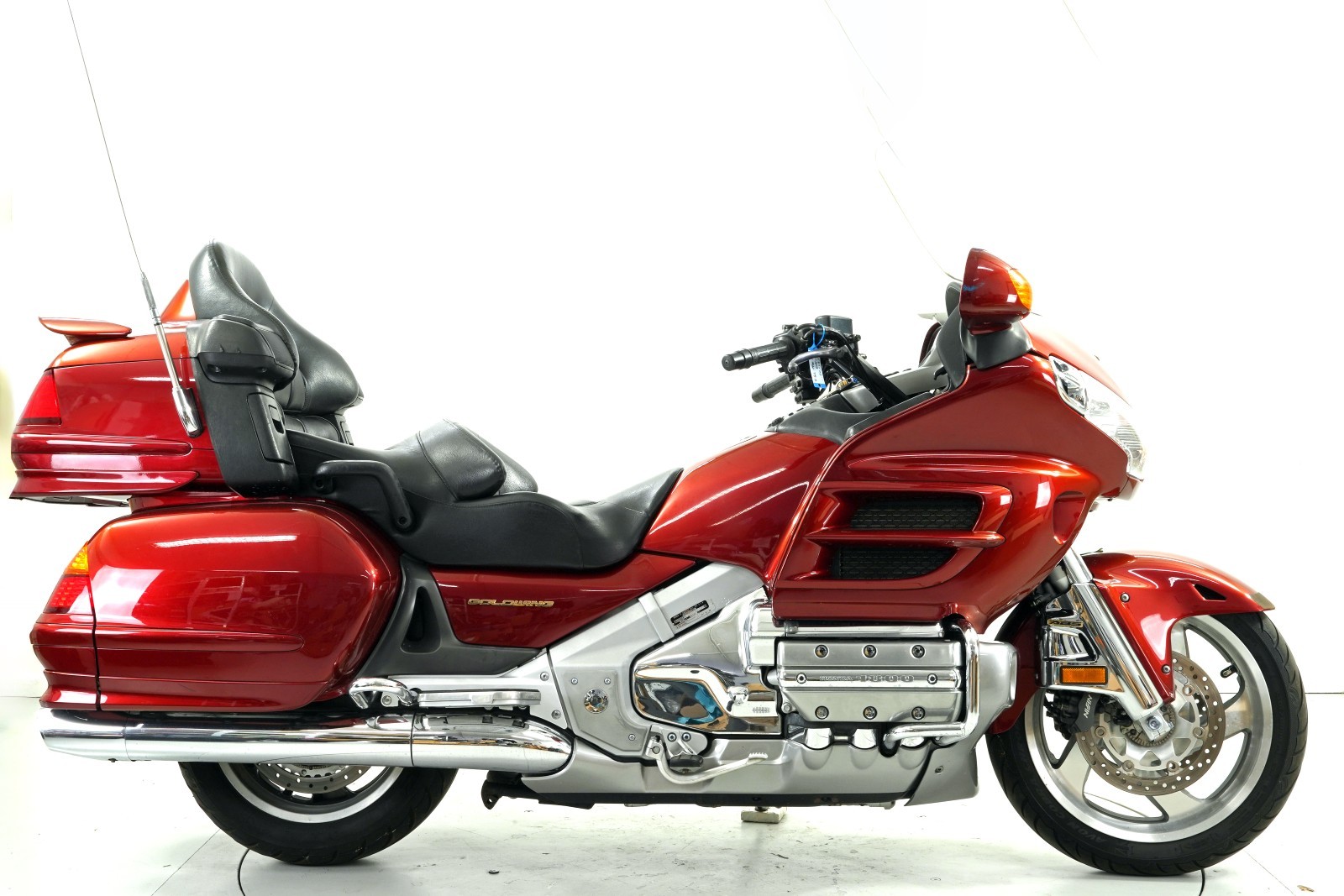 HONDA GL 1800A Gold Wing-showroom-element-3