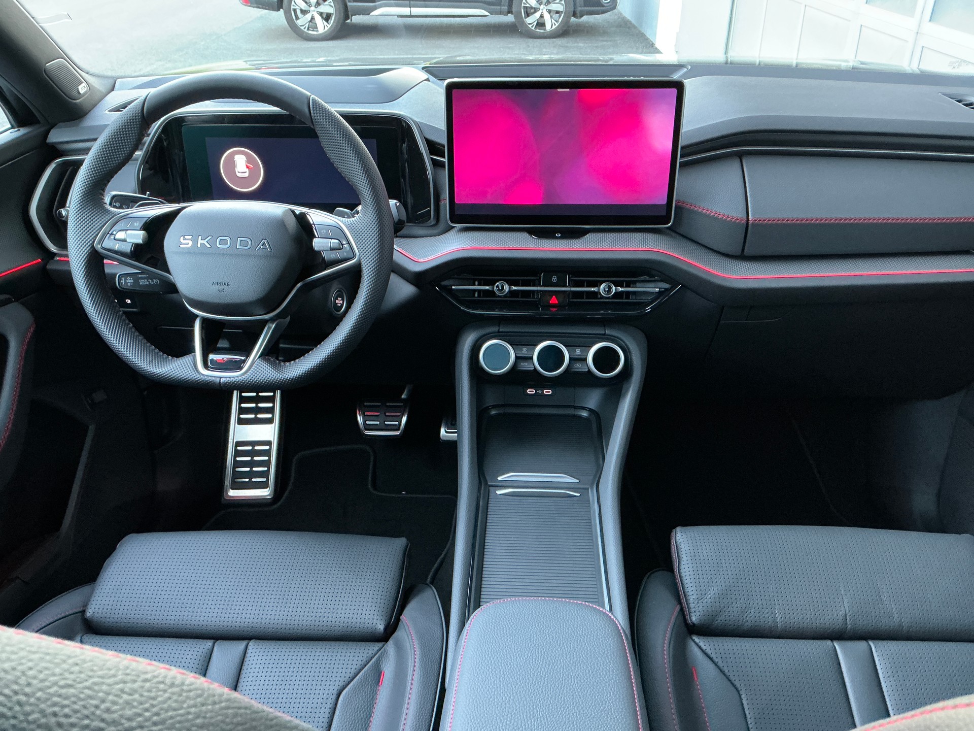 SKODA Kodiaq 2.0 TSI RS-image-10