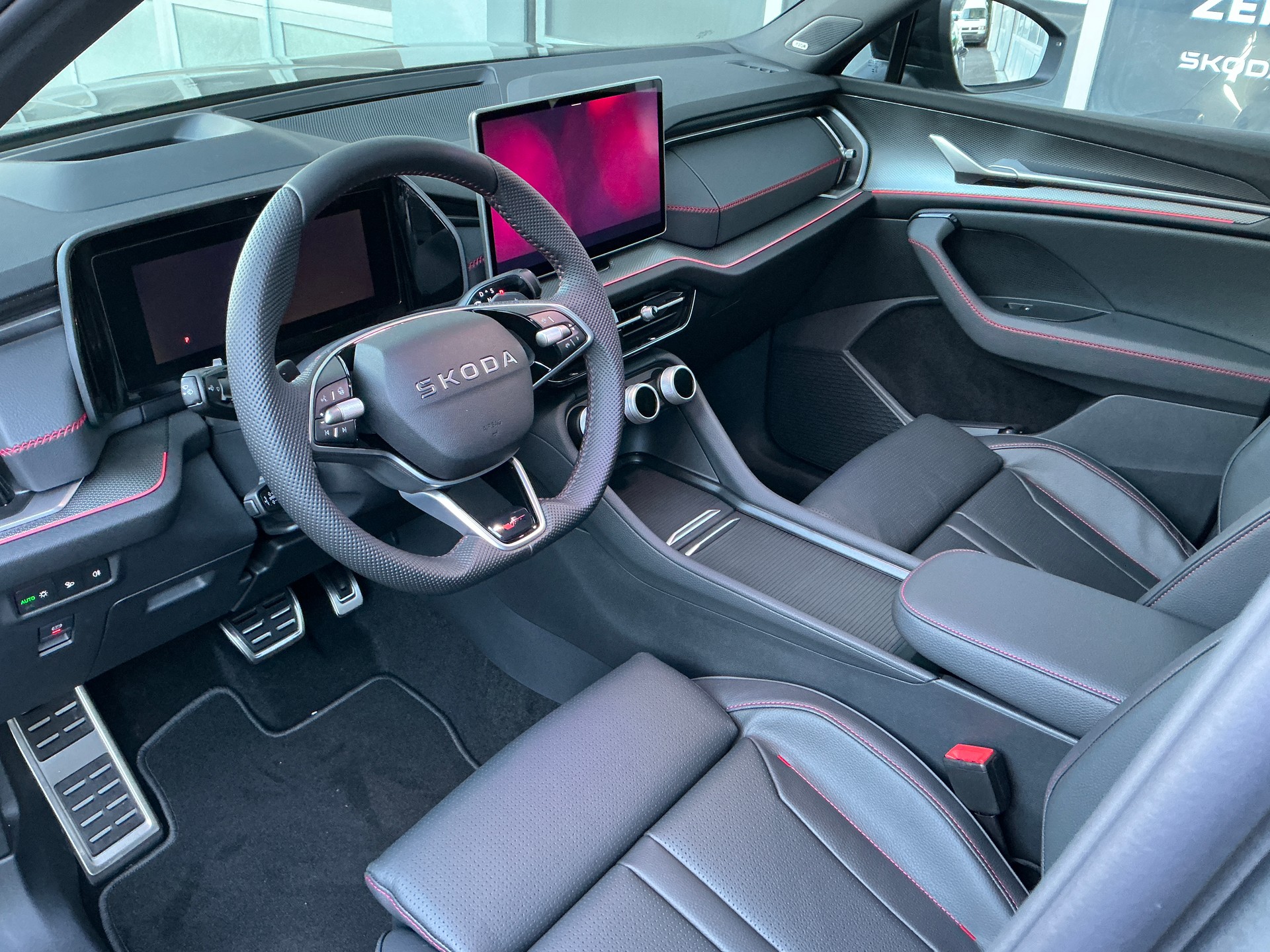 SKODA Kodiaq 2.0 TSI RS-image-6