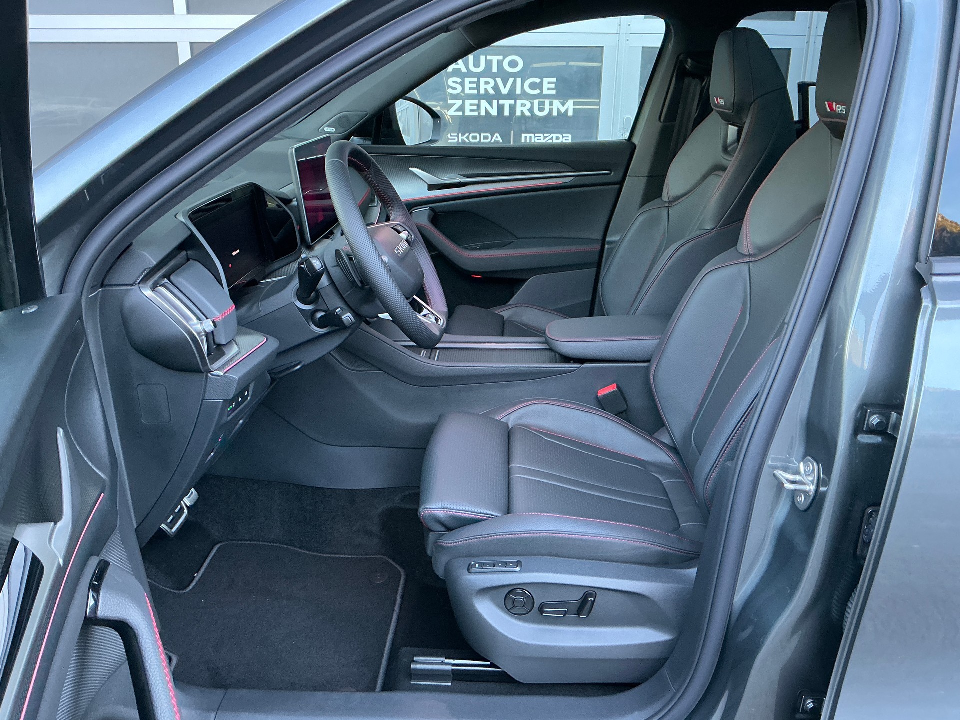SKODA Kodiaq 2.0 TSI RS-image-7