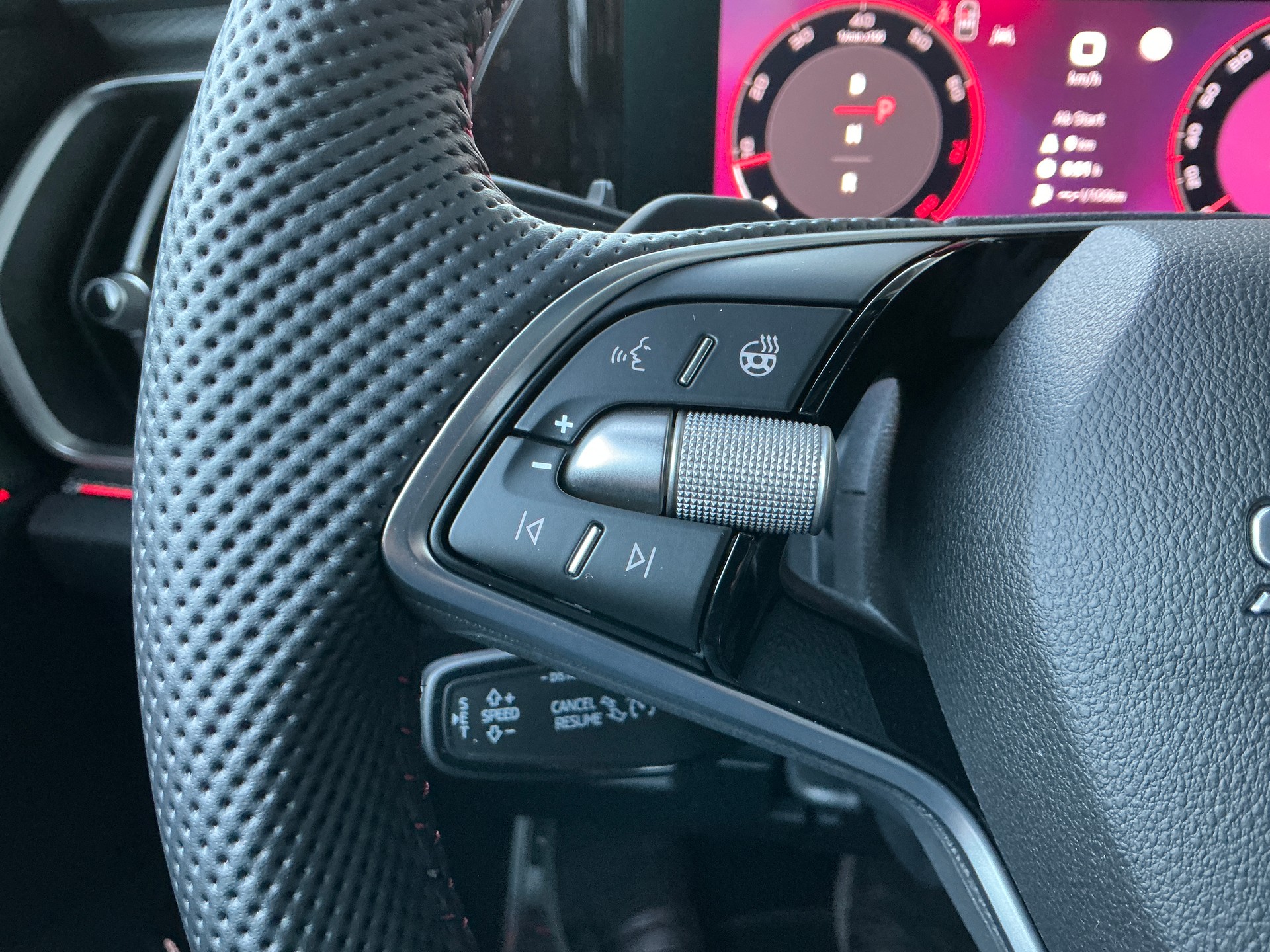 SKODA Kodiaq 2.0 TSI RS-image-14