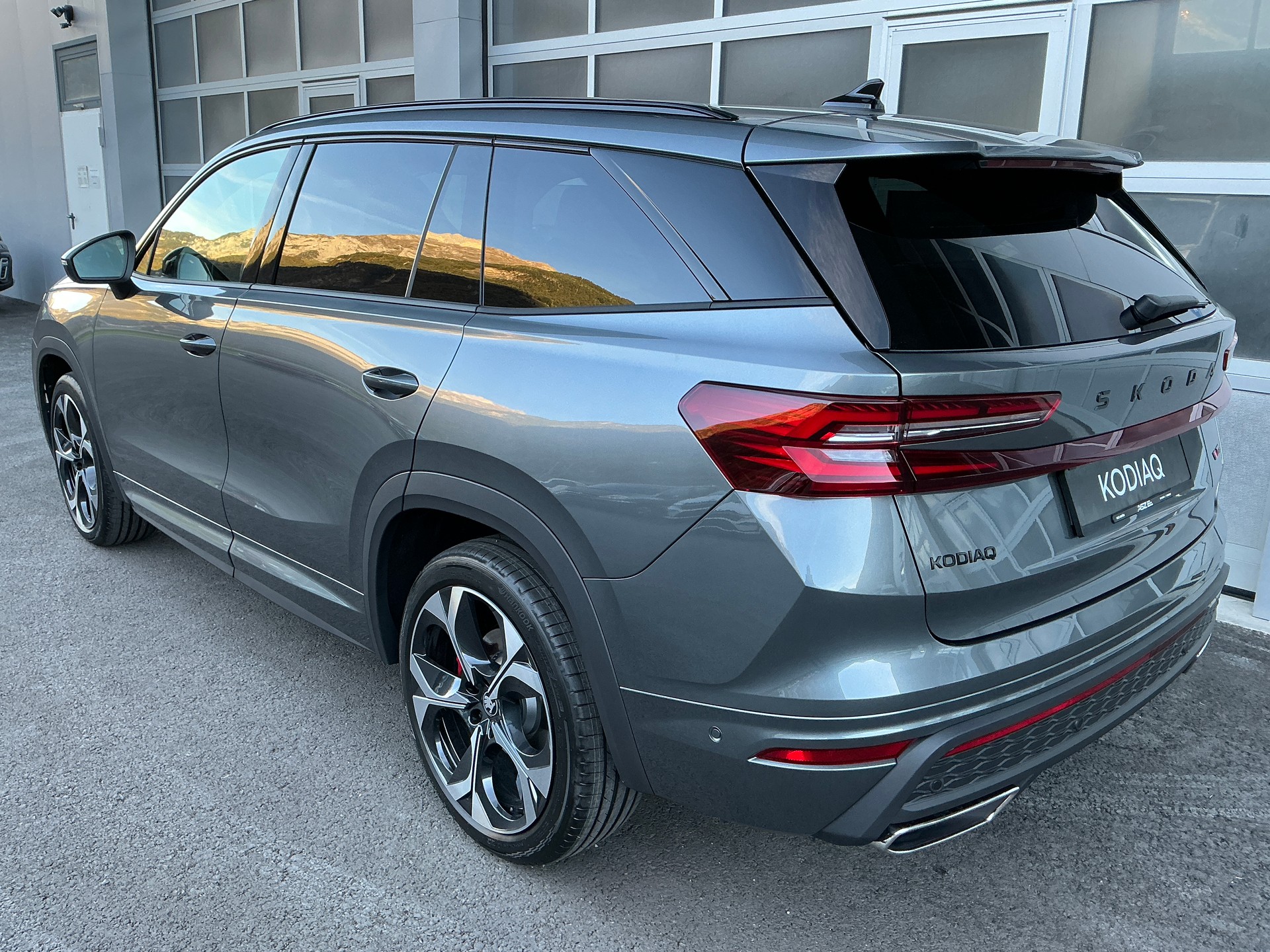 SKODA Kodiaq 2.0 TSI RS-image-1