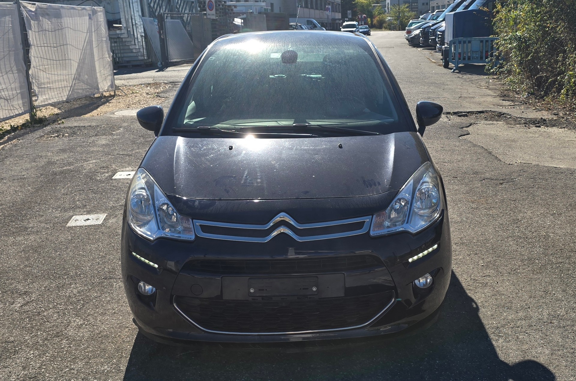 CITROEN C3 1.2i Exclusive-image-1