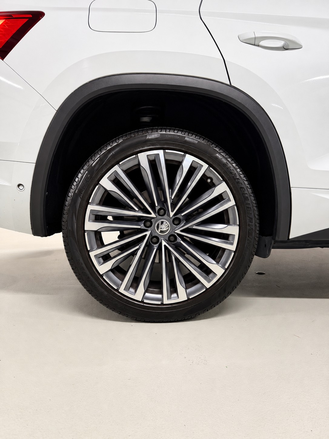 SKODA Kodiaq 2.0 TSI 4x4 L&K-image-28