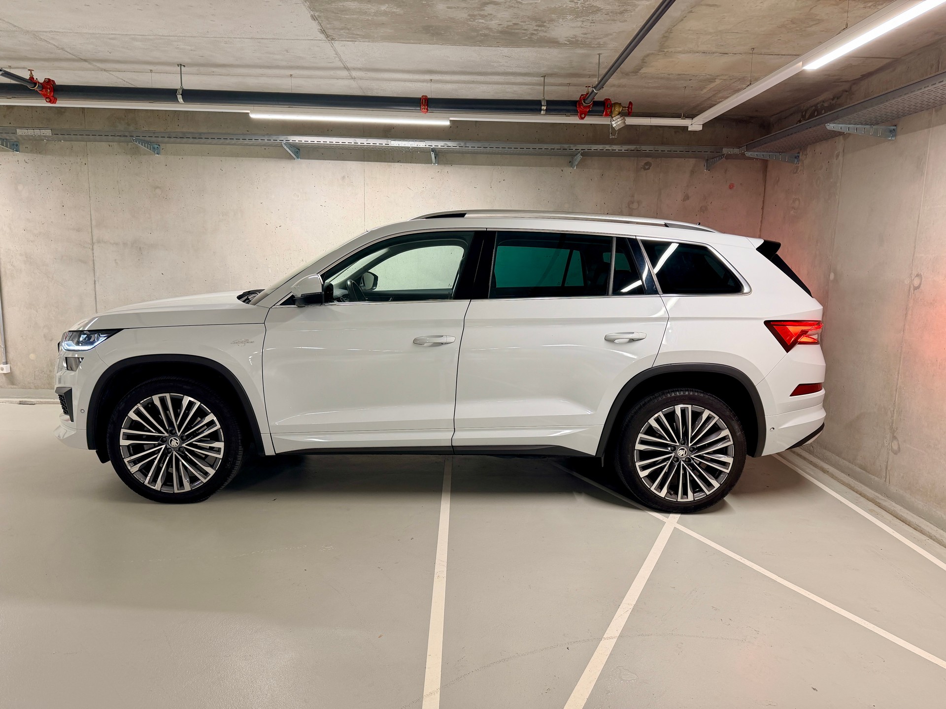 SKODA Kodiaq 2.0 TSI 4x4 L&K-image-1
