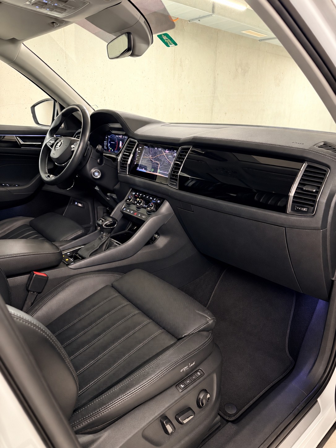SKODA Kodiaq 2.0 TSI 4x4 L&K-image-23