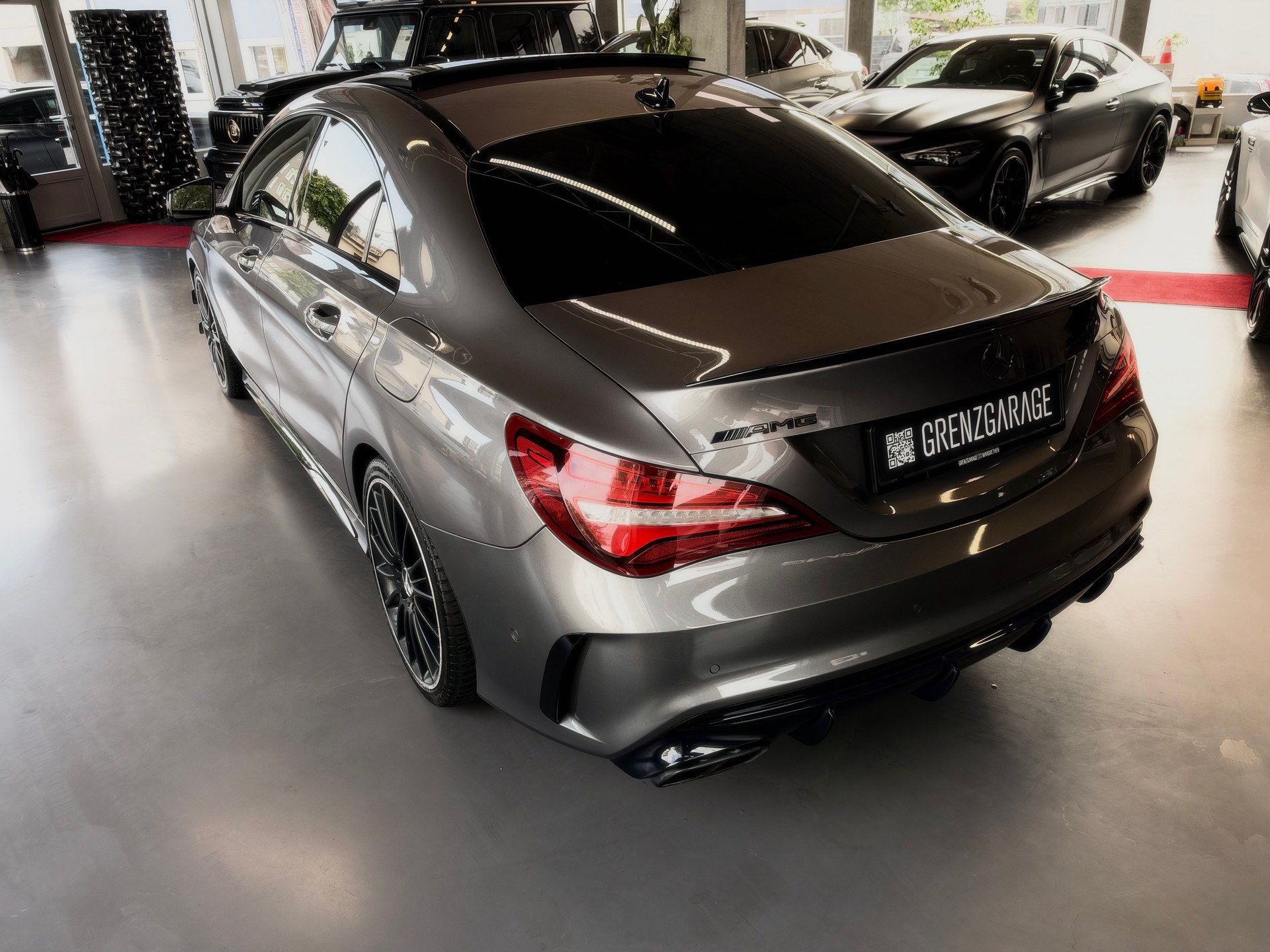 MERCEDES-BENZ CLA 45 AMG 4Matic Speedshift-image-4