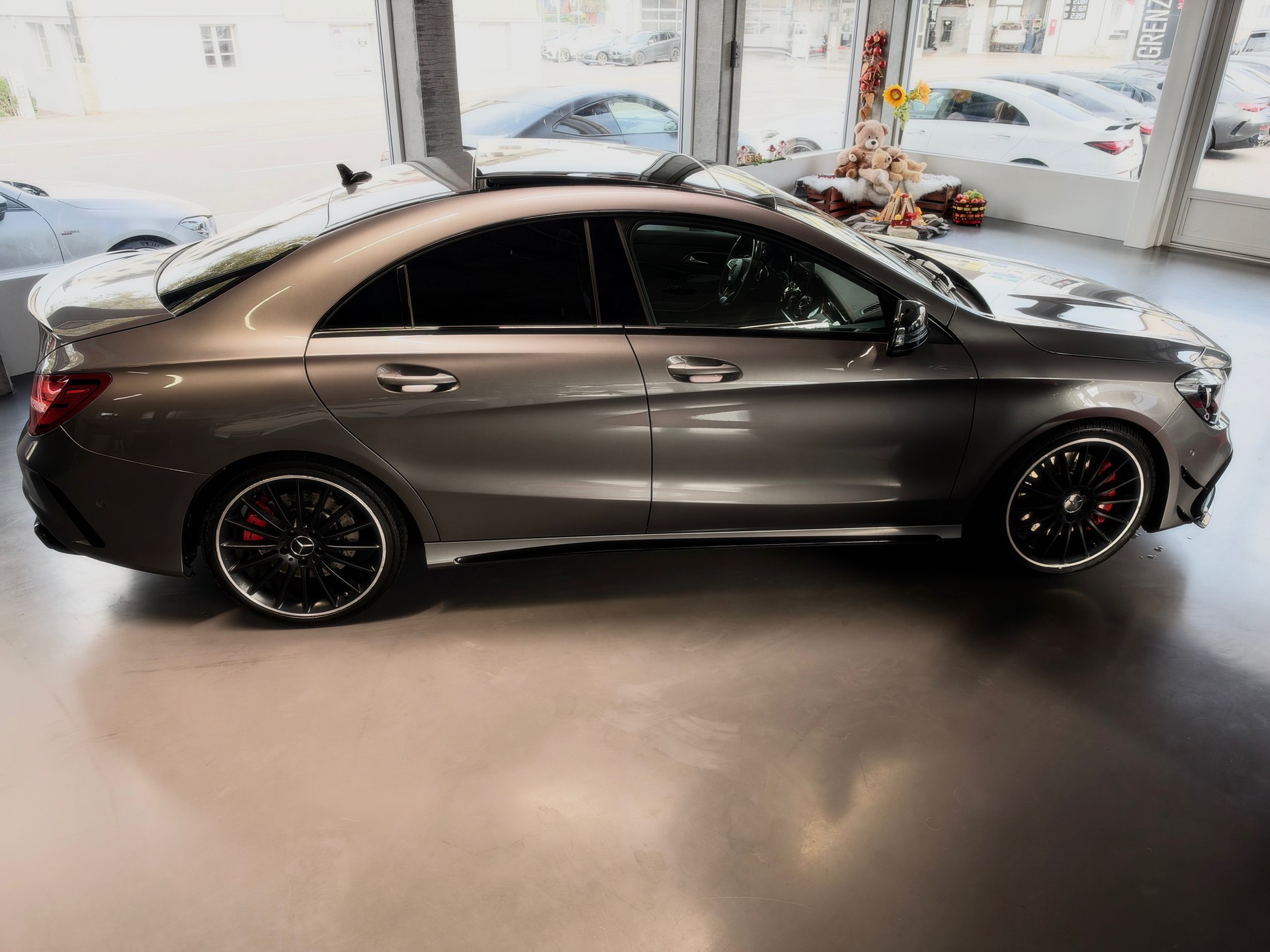 MERCEDES-BENZ CLA 45 AMG 4Matic Speedshift-image-3