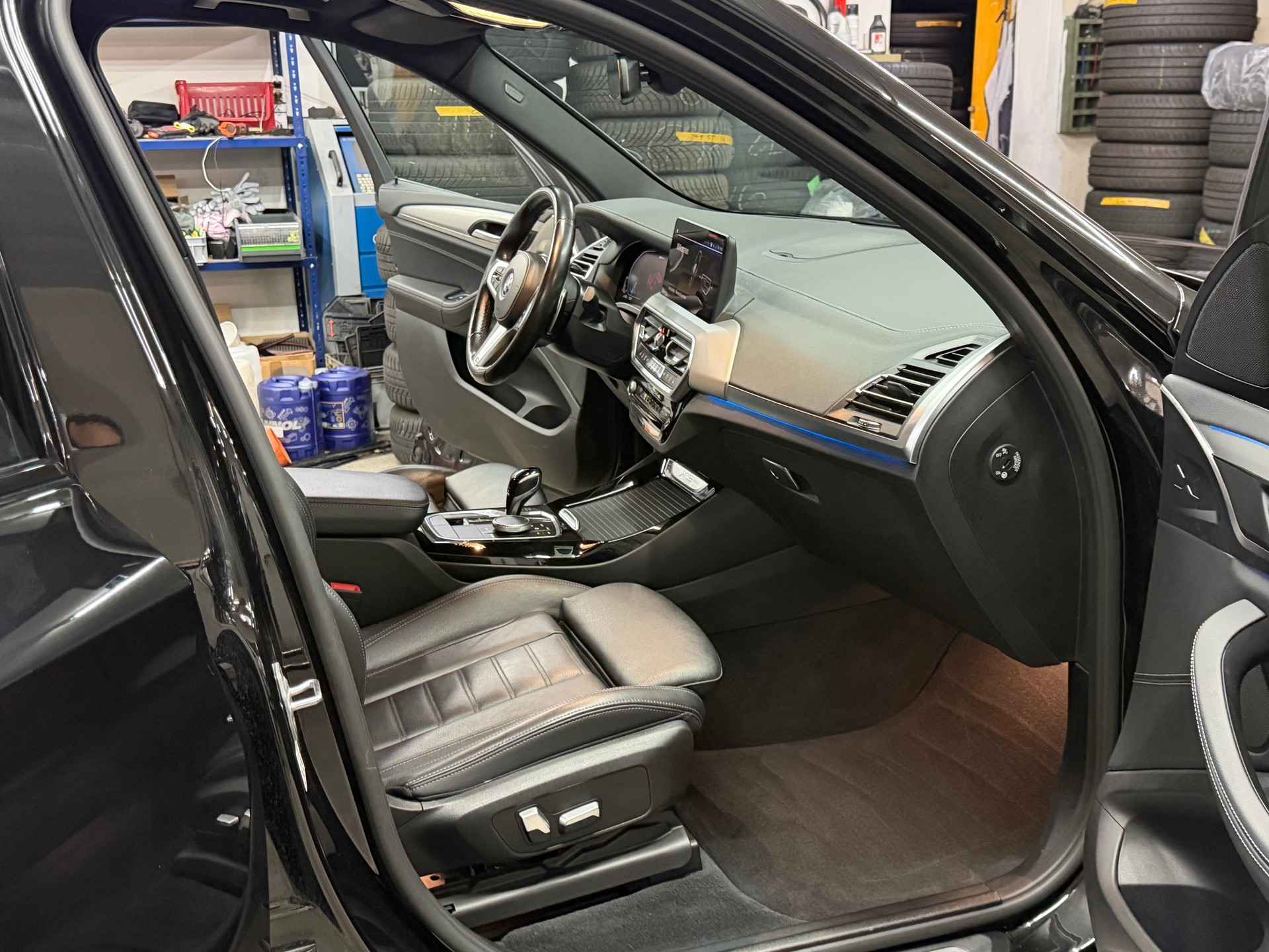 BMW X3 xDrive 30e M Sport Edition-image-8
