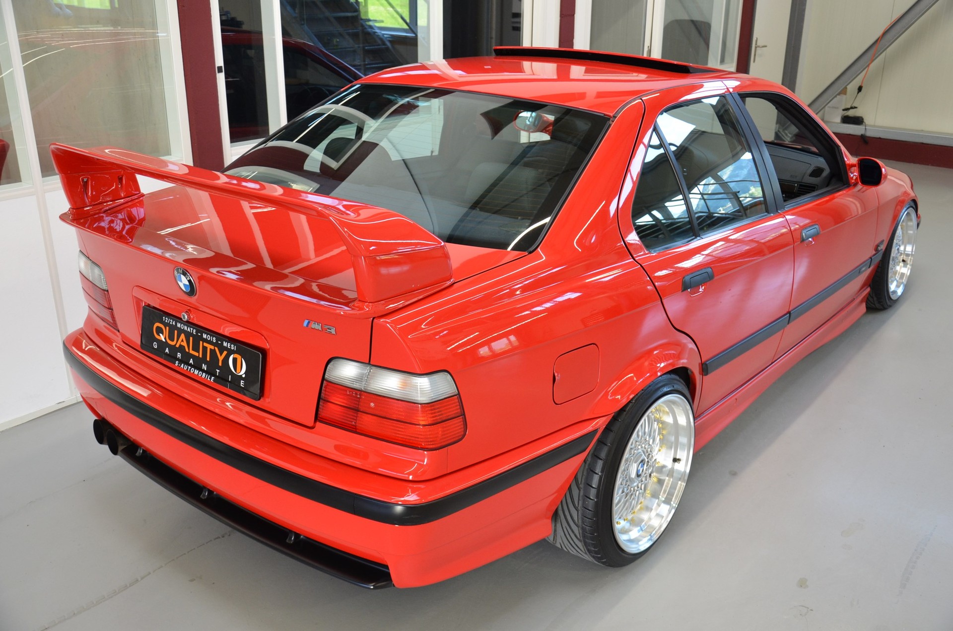 BMW M3-image-8