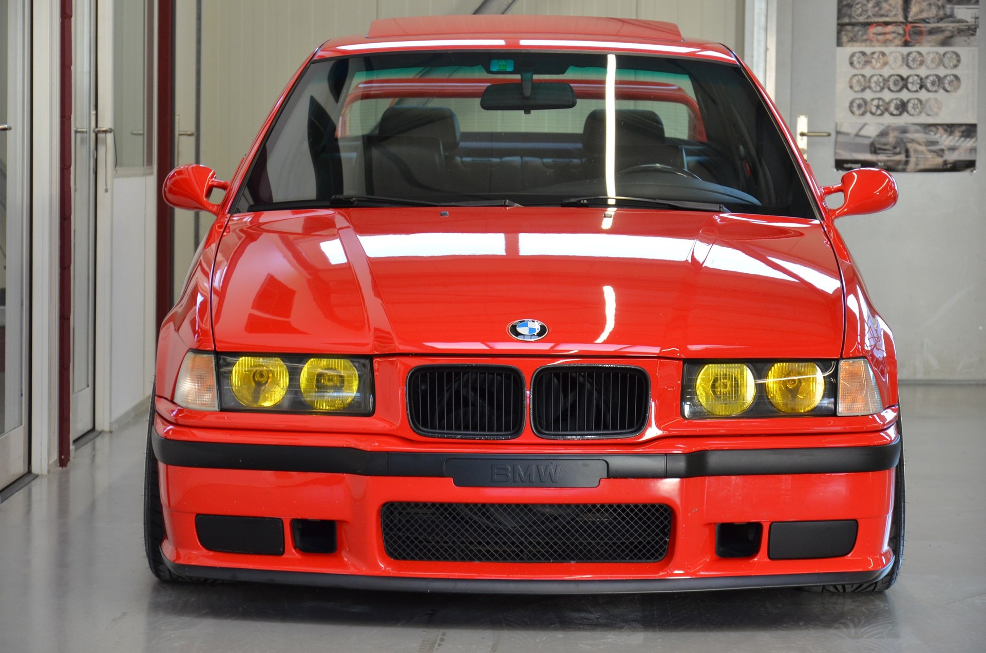 BMW M3-image-2