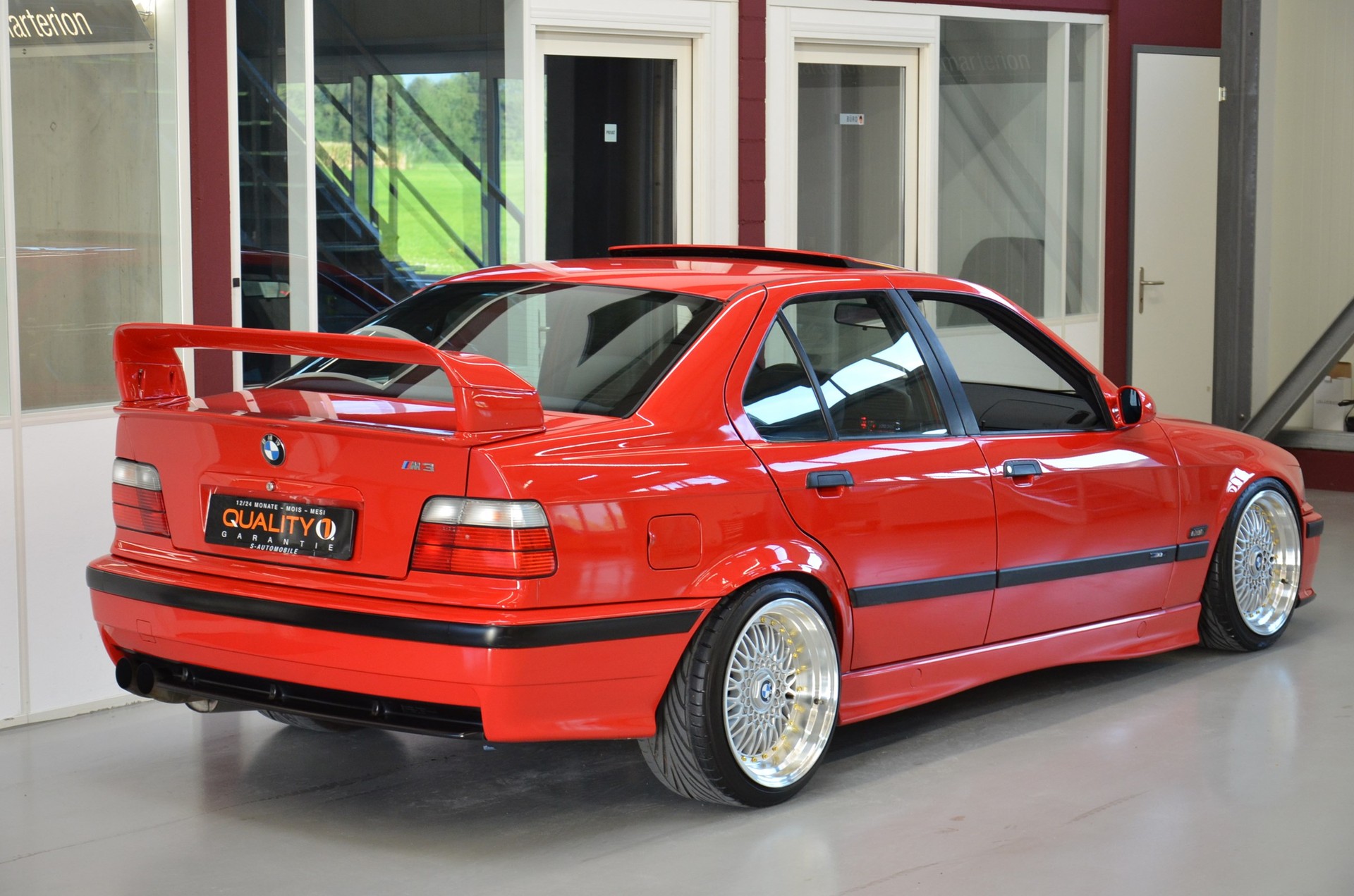 BMW M3-image-9