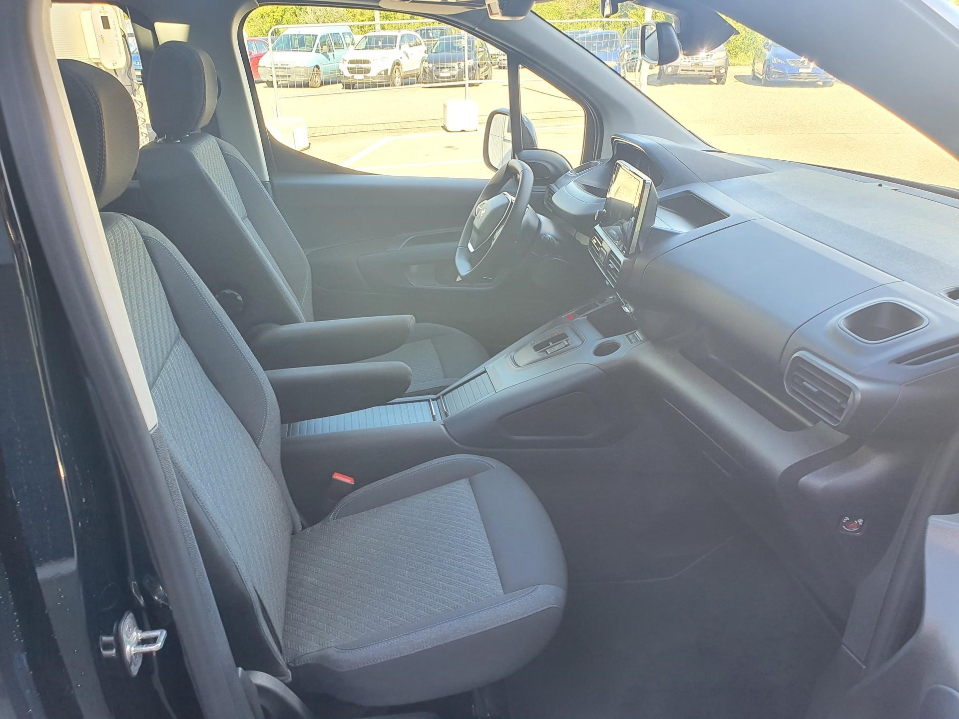 PEUGEOT Rifter Elektro 136 AllPac-image-8