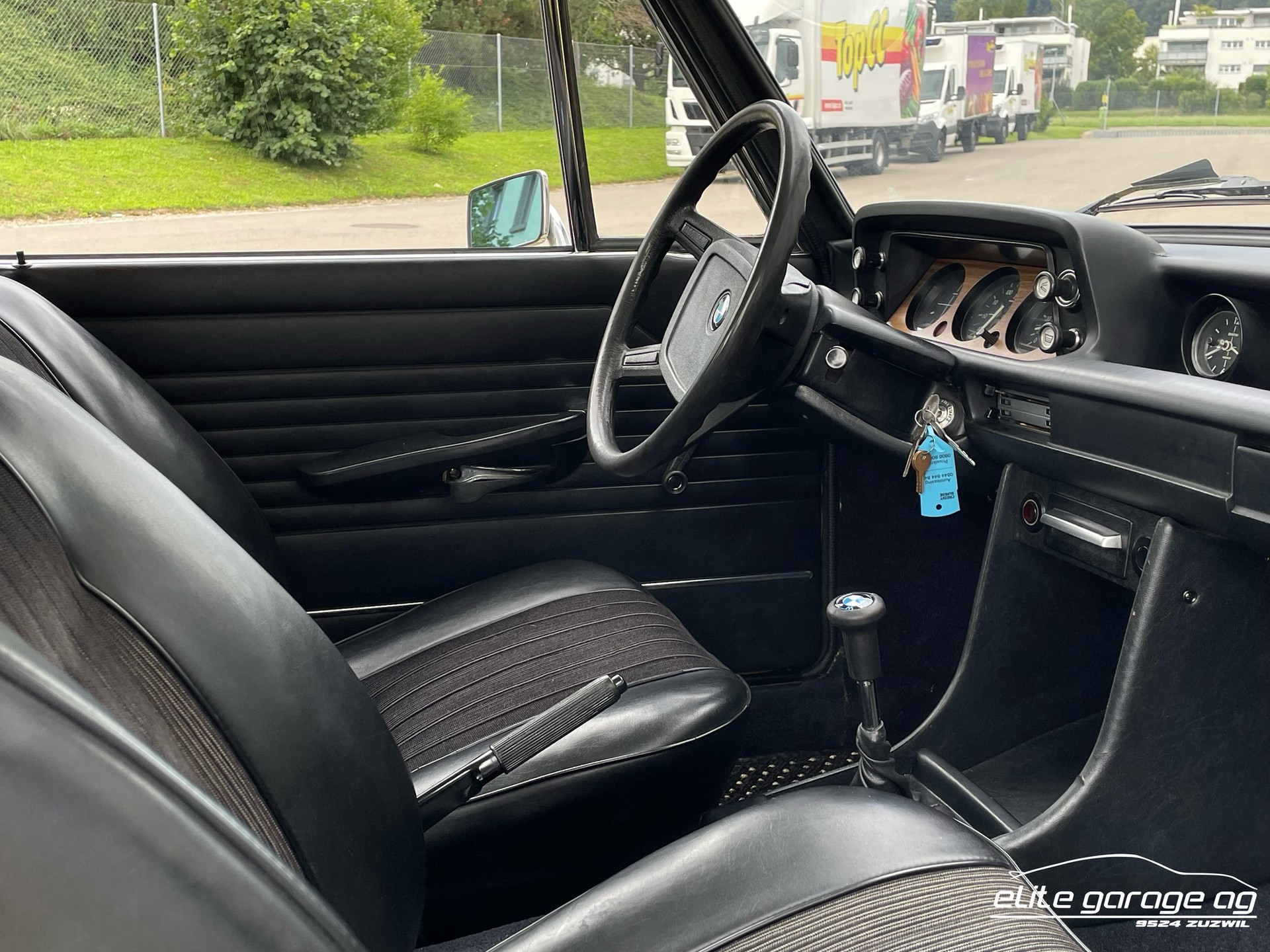 BMW 2002 tii-image-12