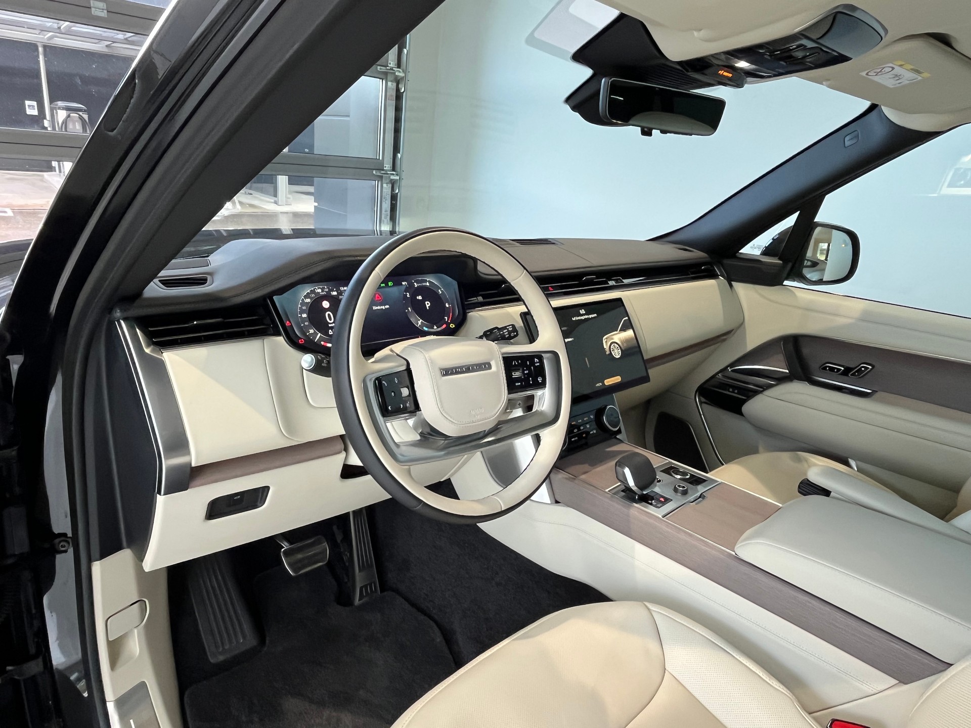 LAND ROVER Range Rover P530 4.4 V8 First Edition Automatic-image-6