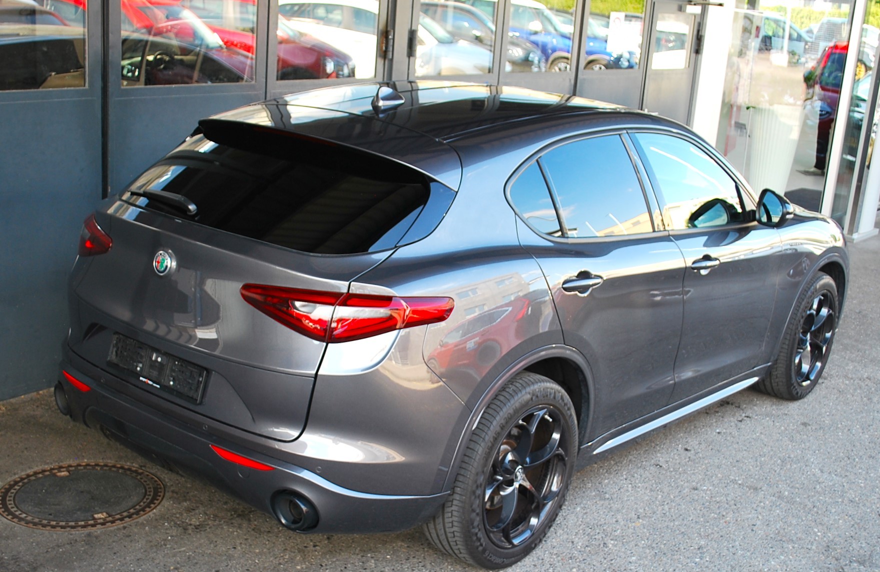 ALFA ROMEO Stelvio 2.0 Veloce Q4 Automatic-image-6