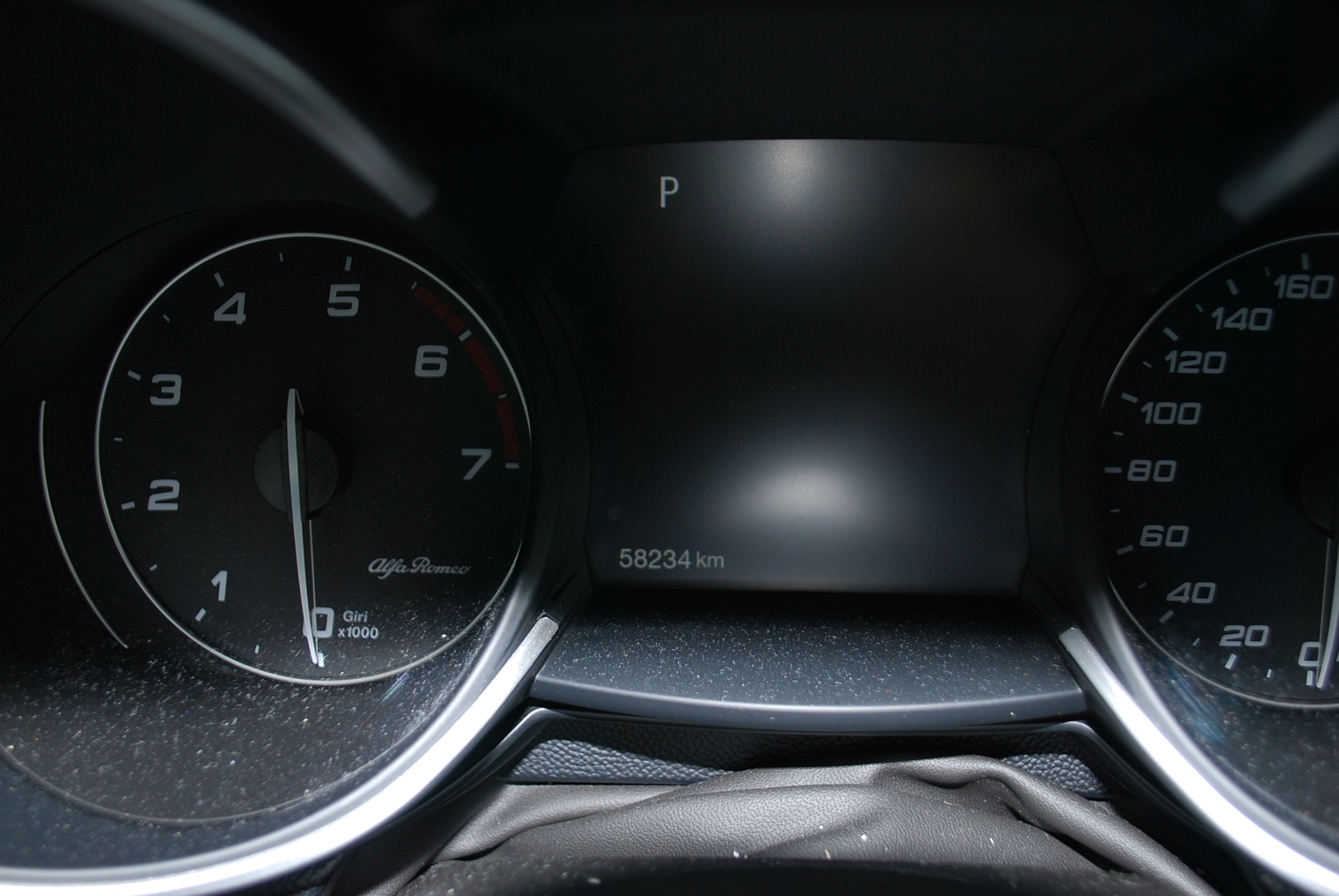 ALFA ROMEO Stelvio 2.0 Veloce Q4 Automatic-image-14