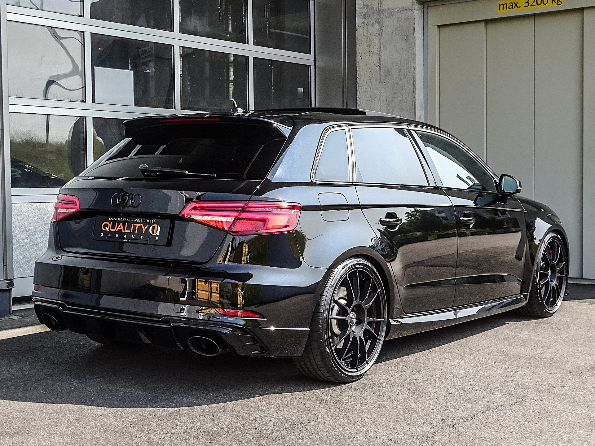 AUDI RS3 Sportback 2.5 TSI quattro S-tronic // CH-Fahrzeug // ABT Motorsport // ohne OPF....-image-5