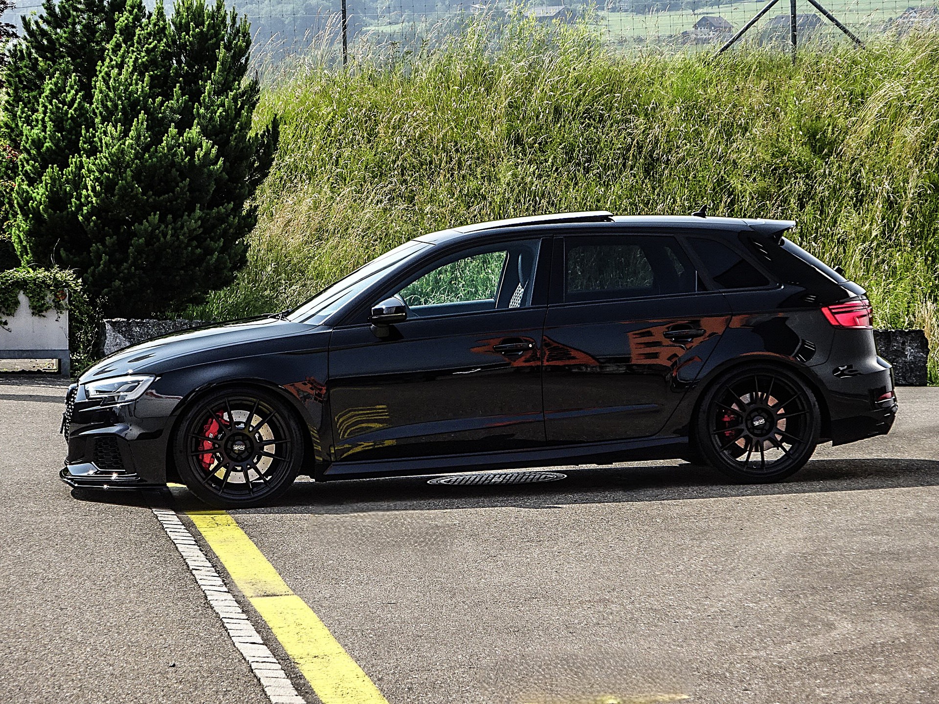 AUDI RS3 Sportback 2.5 TSI quattro S-tronic // CH-Fahrzeug // ABT Motorsport // ohne OPF....-image-6