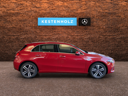 MERCEDES-BENZ A 250e Progressive-image-2