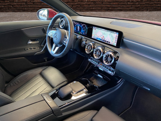 MERCEDES-BENZ A 250e Progressive-image-13