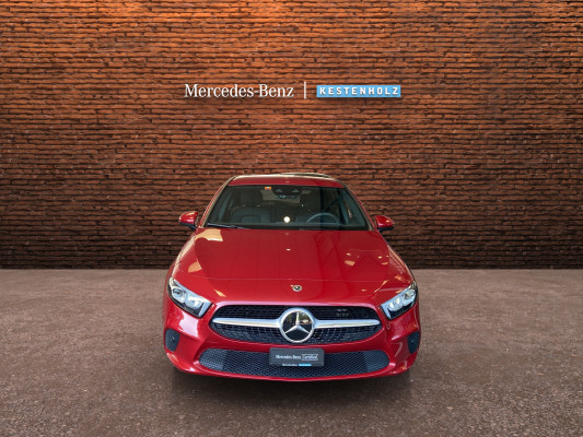 MERCEDES-BENZ A 250e Progressive-image-4