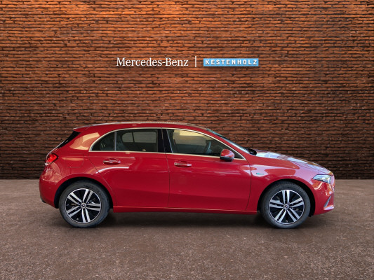 MERCEDES-BENZ A 250e Progressive-image-2