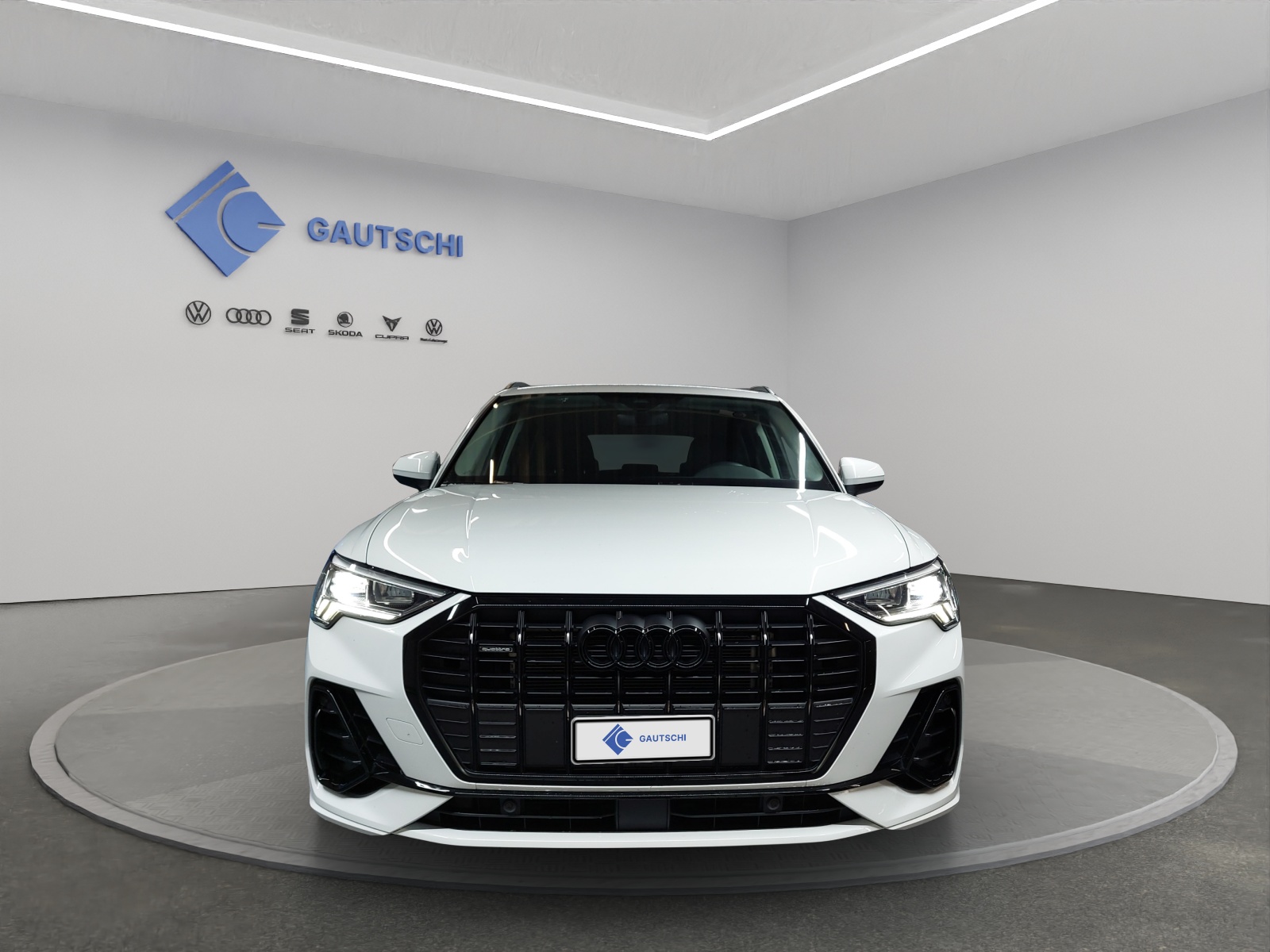 AUDI Q3 35 TDI S line quattro S-tronic-image-4