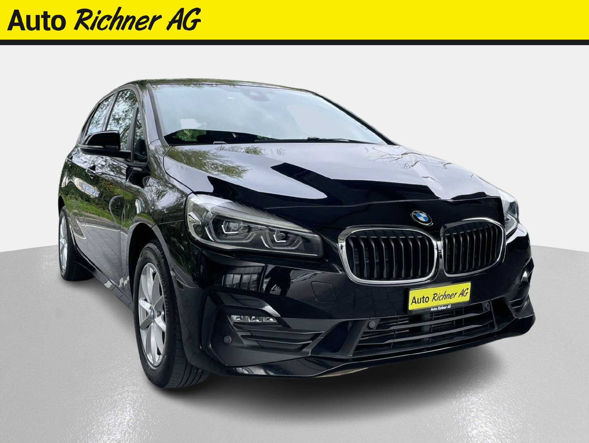 BMW 218d xDrive Active Tourer-image-0