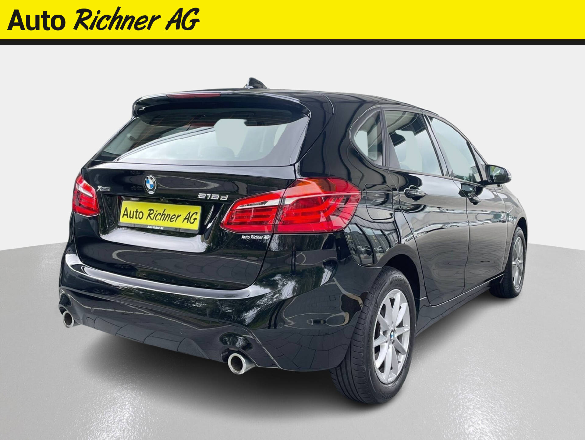 BMW 218d xDrive Active Tourer-image-3