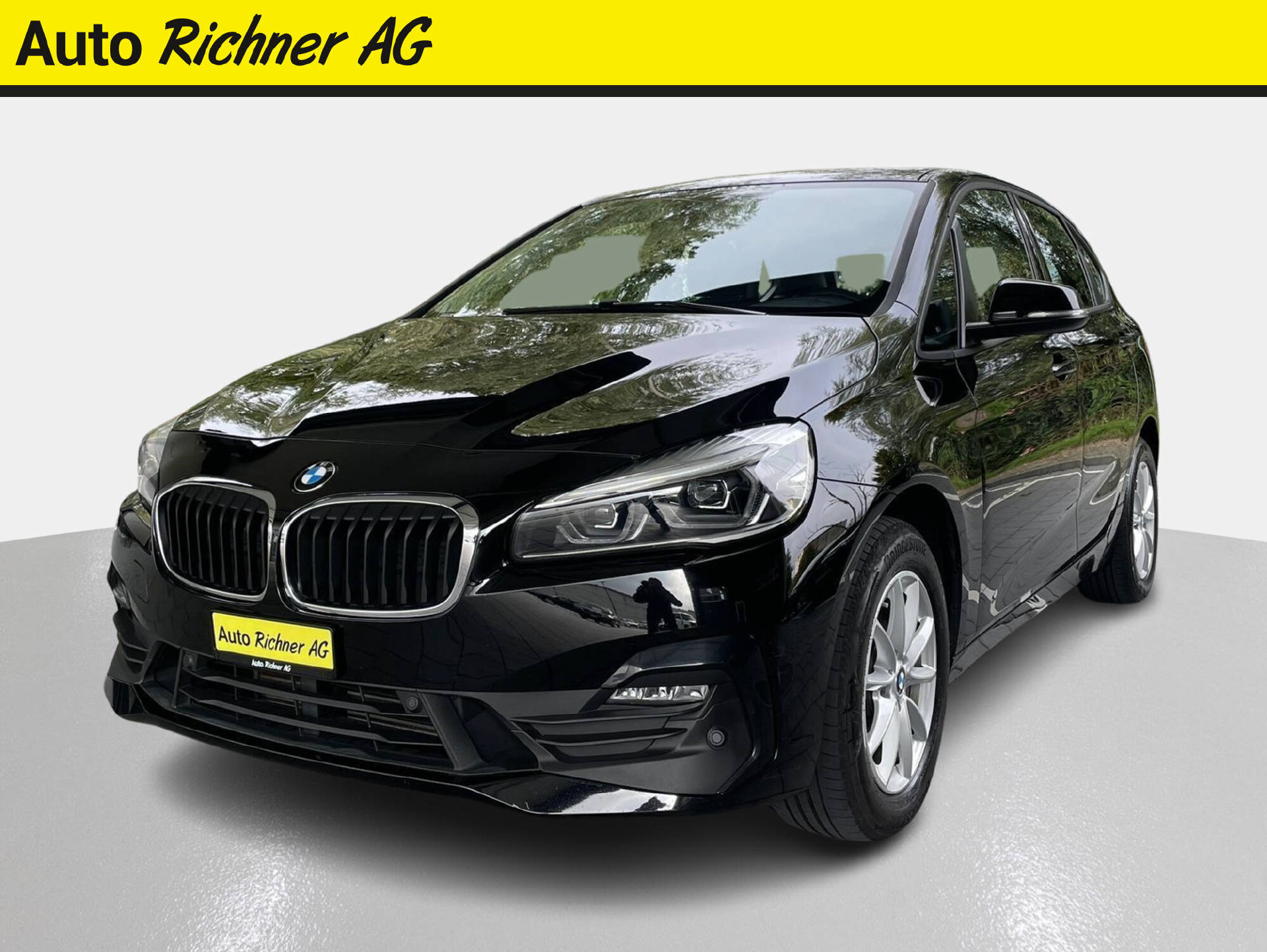 BMW 218d xDrive Active Tourer-image-1