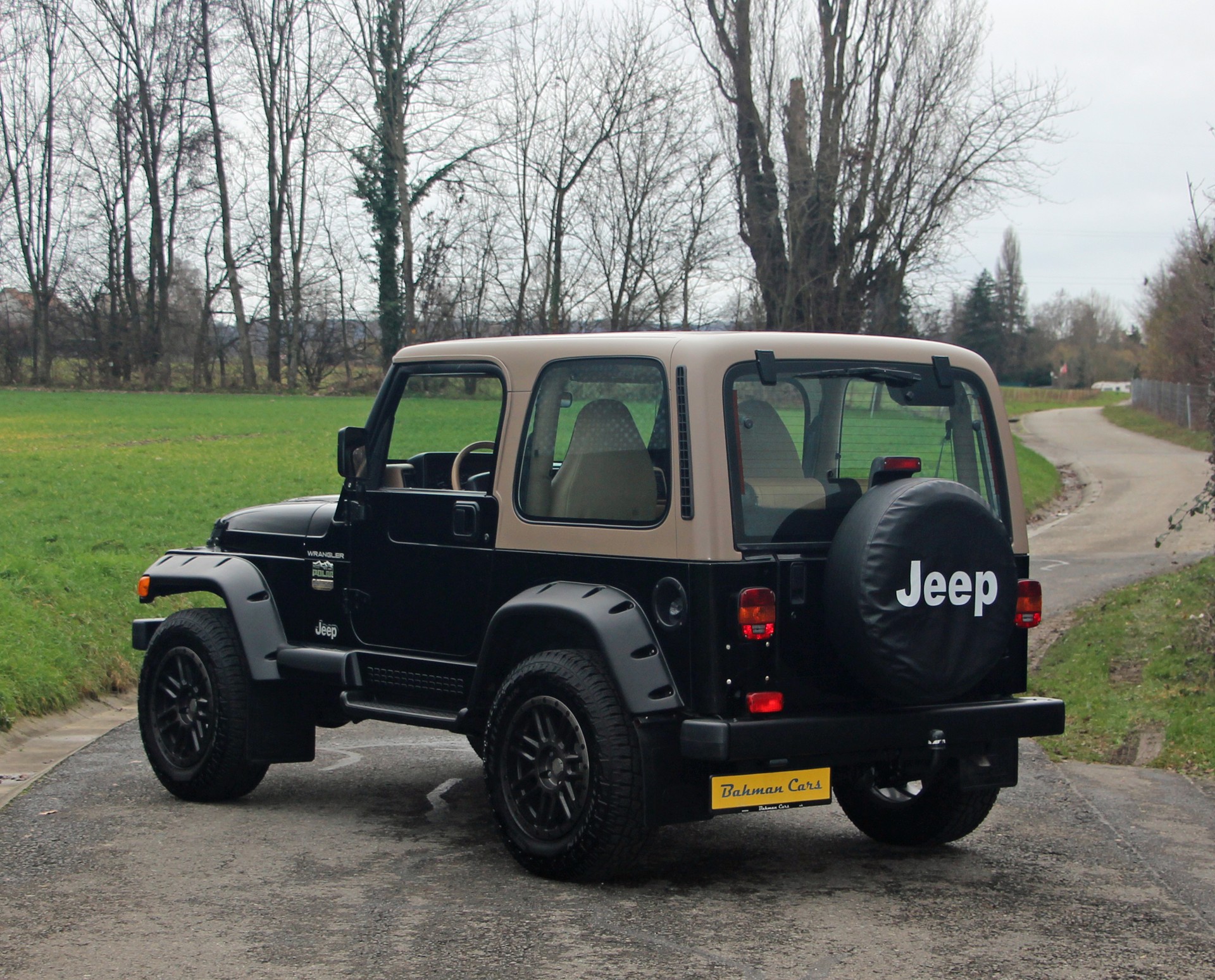 JEEP Wrangler 4.0 Sport Hardtop-image-1