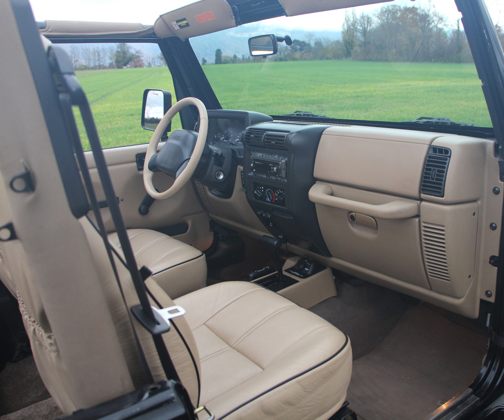 JEEP Wrangler 4.0 Sport Hardtop-image-9